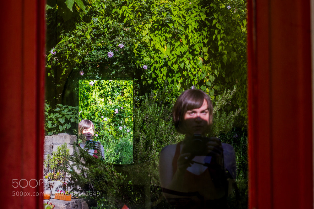Canon EOS 7D sample photo. Multiplicity of self in photography