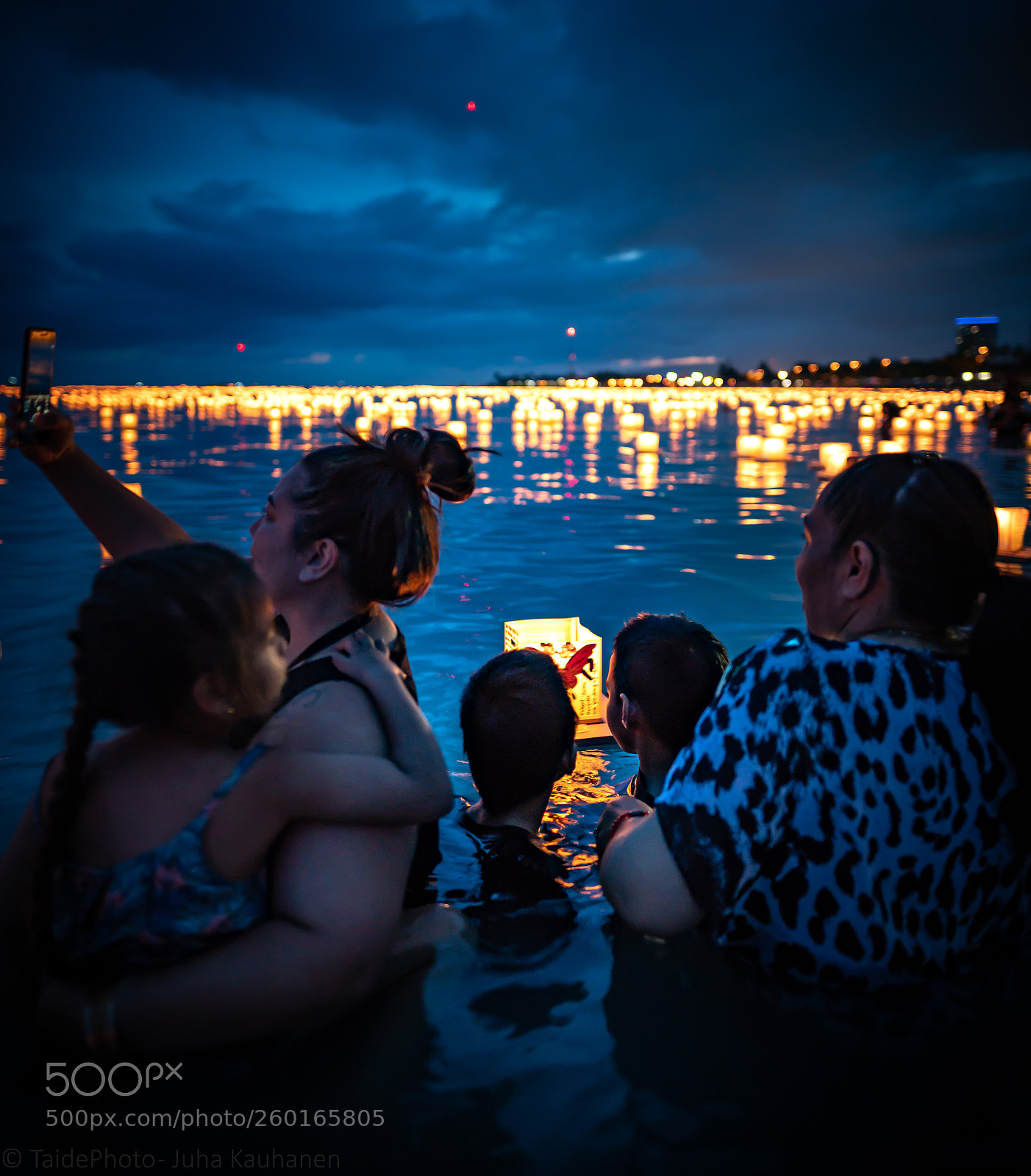 Sony a7R II sample photo. Lantern floating photography