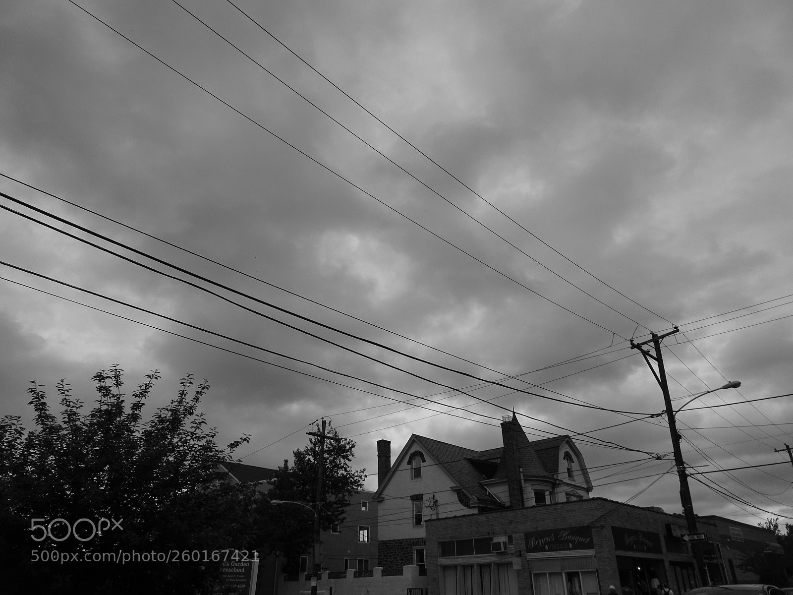 Sony Cyber-shot DSC-HX90V sample photo. Wired photography