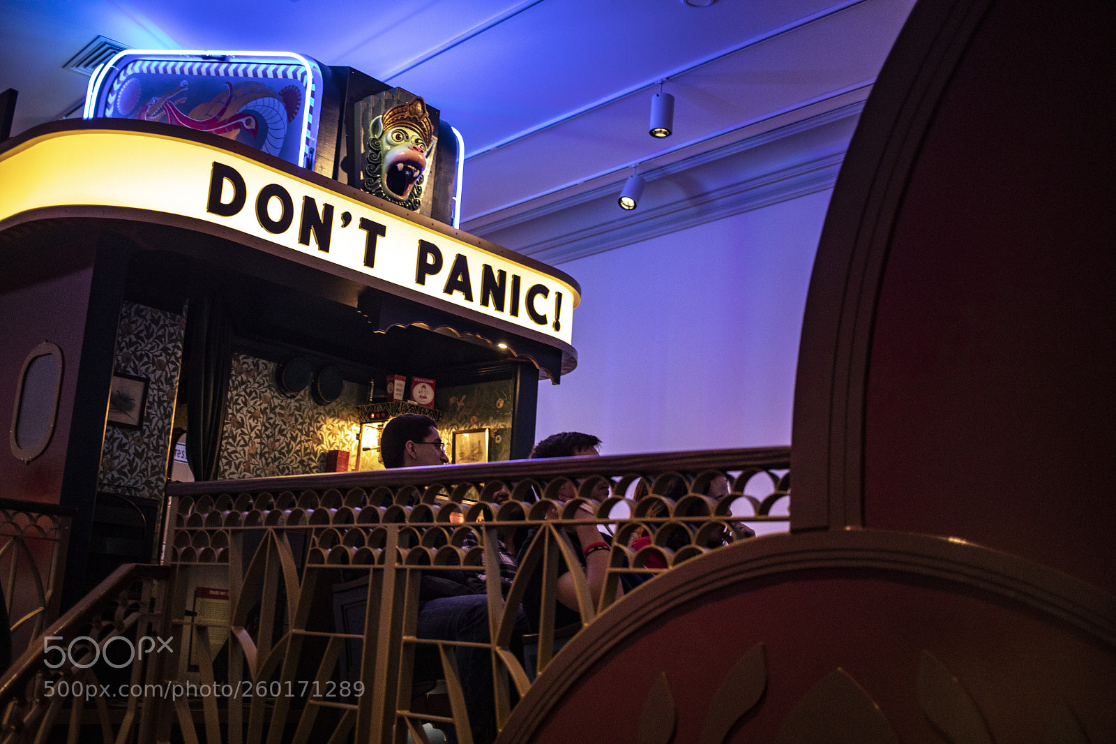 Canon EOS 5D Mark IV sample photo. Capitol theater photography
