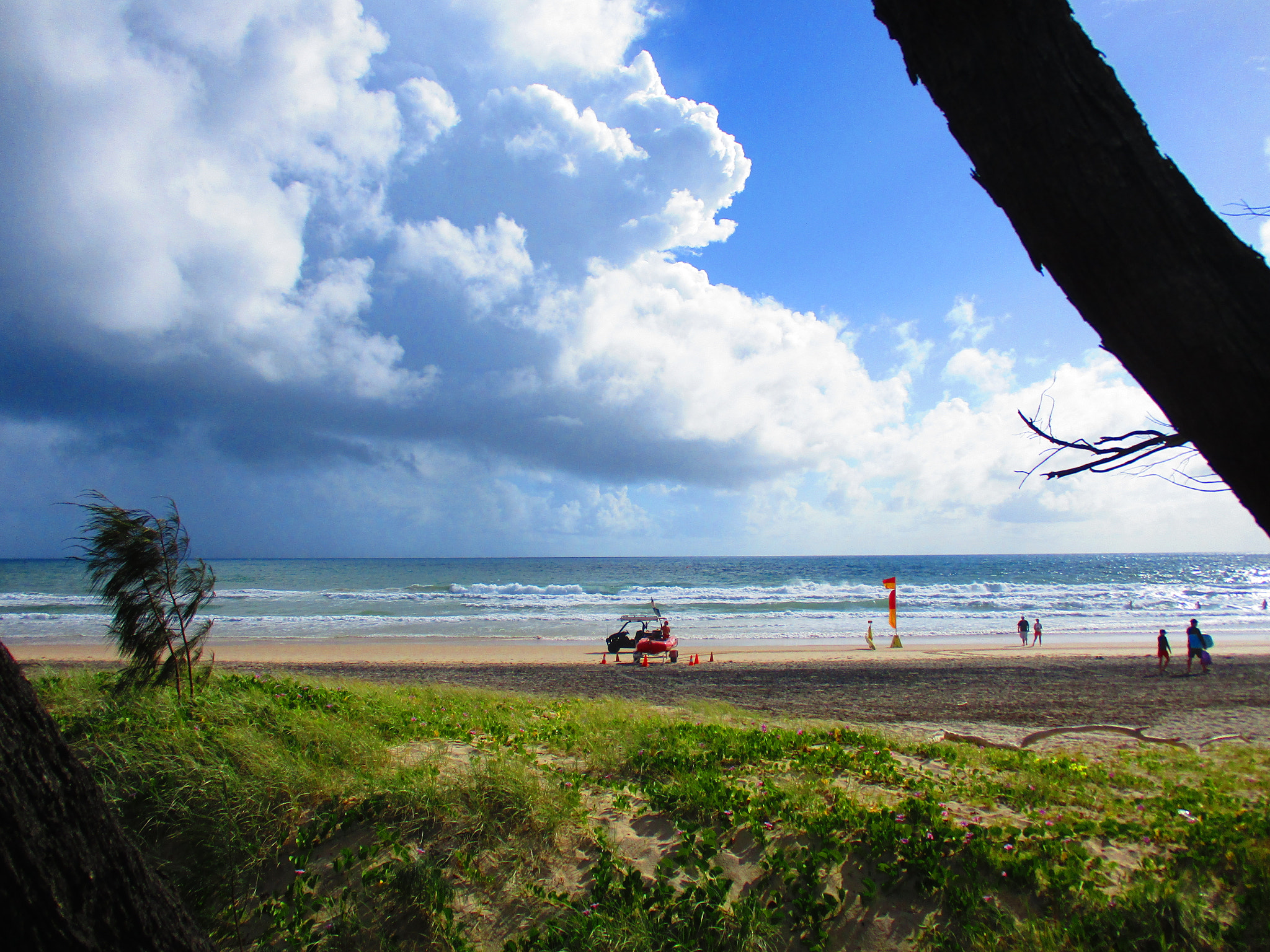 Canon IXUS 185 sample photo. Rainbow beach photography