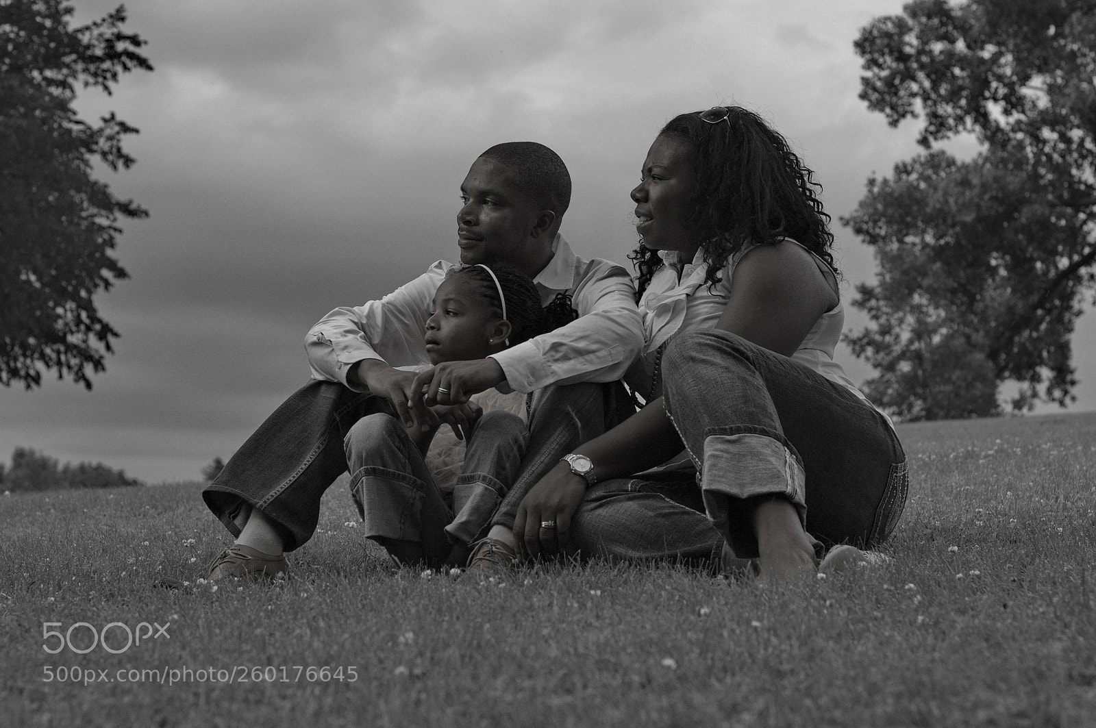 Nikon D5000 sample photo. O photography