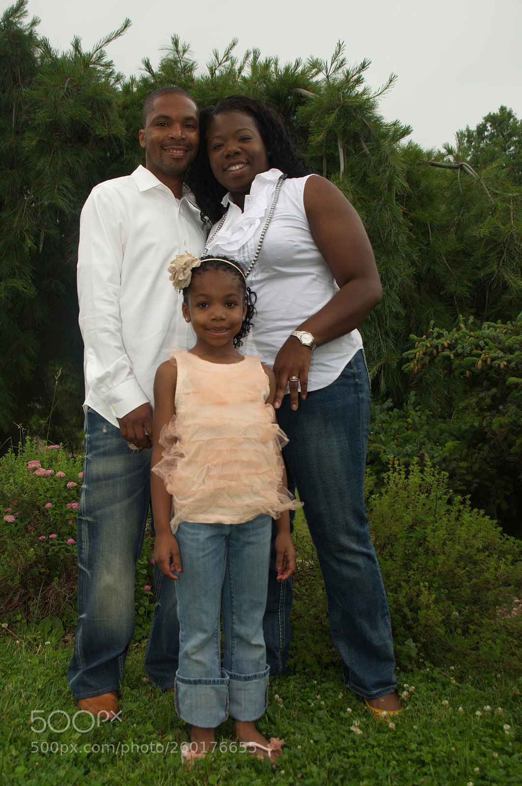 Nikon D5000 sample photo. O photography