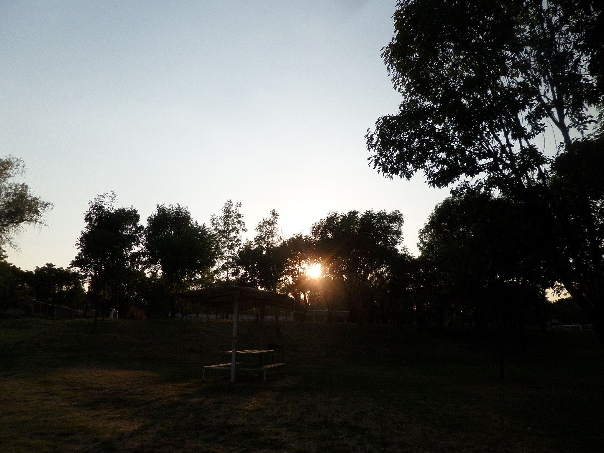 Samsung WB30F/WB31F/WB32F sample photo. Siluetas. photography