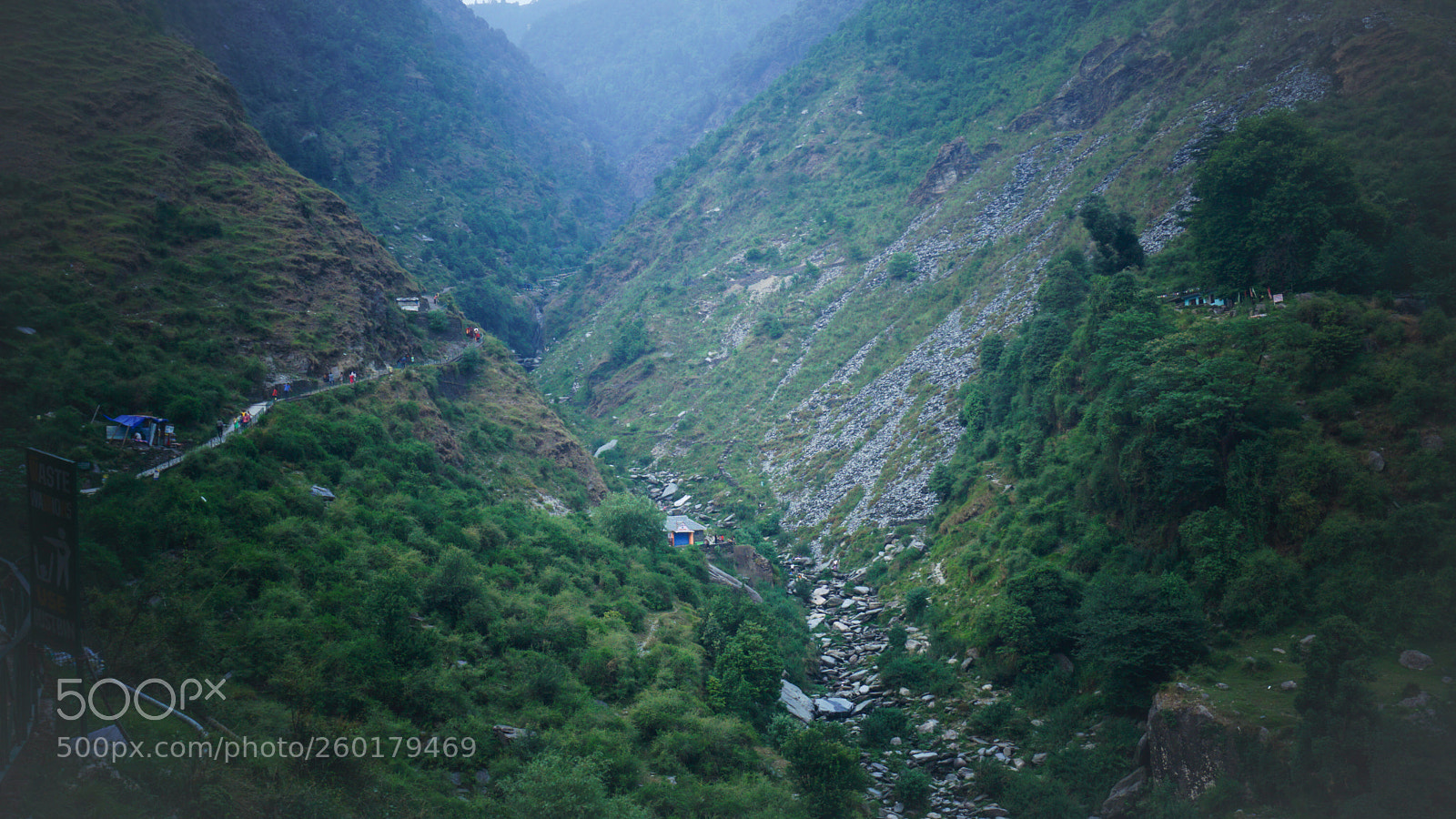 Sony a6000 sample photo. Mcleodganj sightseeing photography