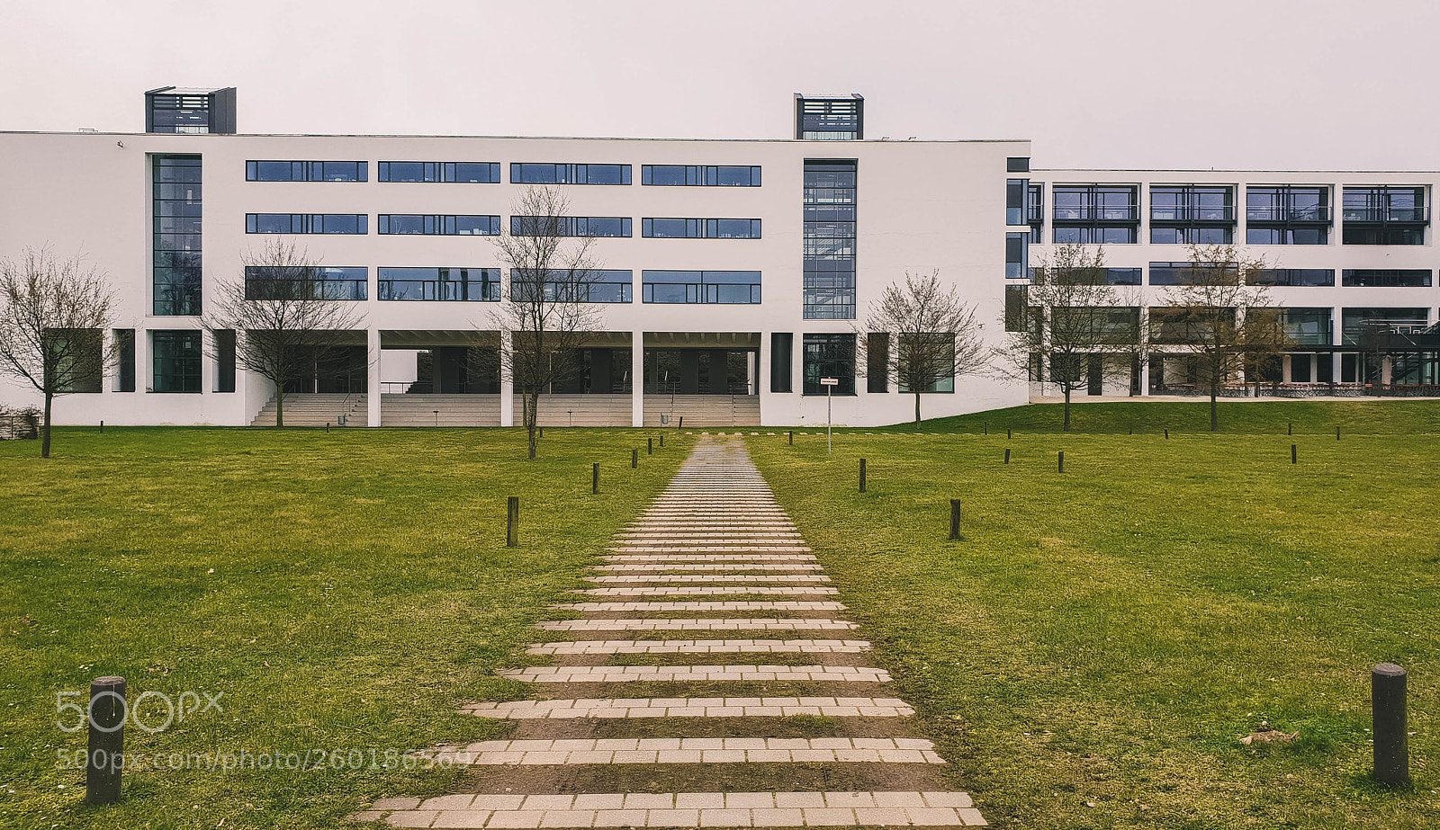 Samsung Galaxy S9+ sample photo. World conference center bonn photography