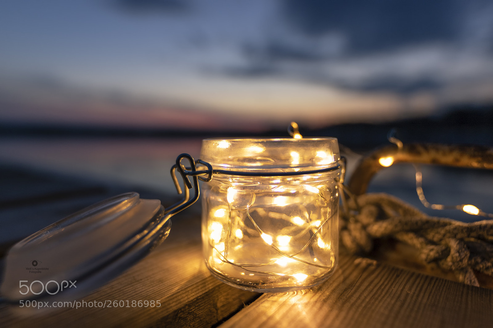 Canon EOS 7D Mark II sample photo. Little lights in the photography