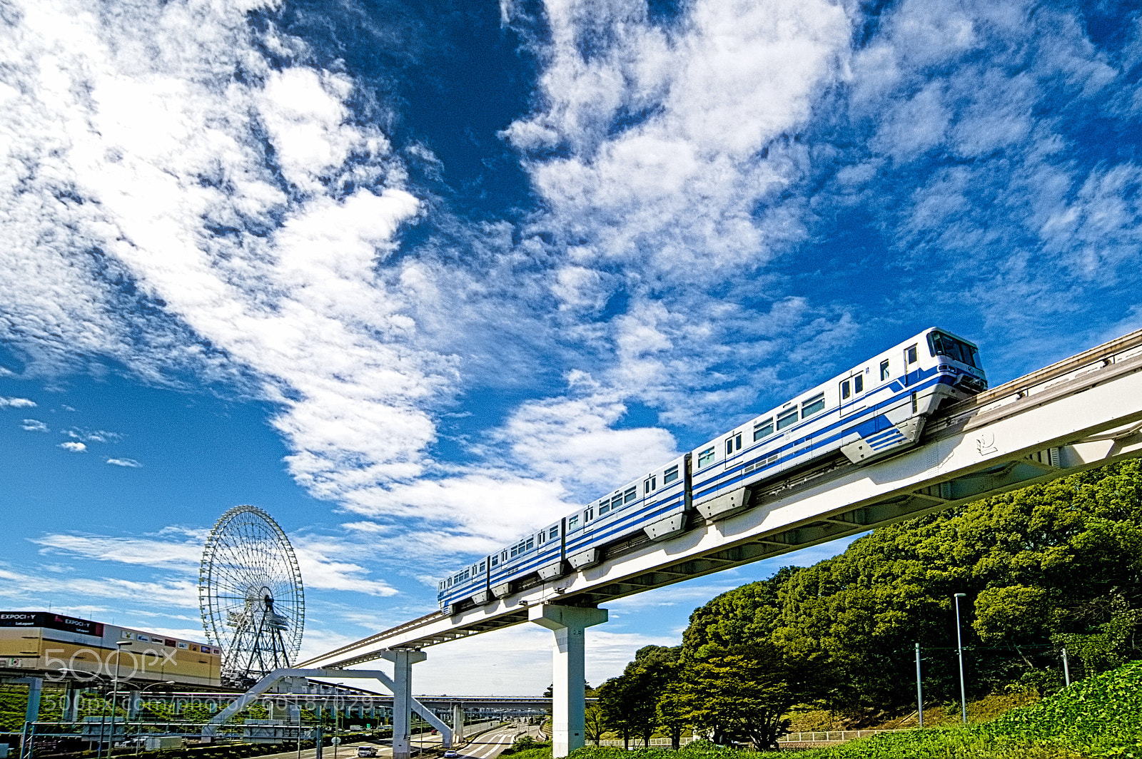Nikon Df sample photo. Urban transportation photography