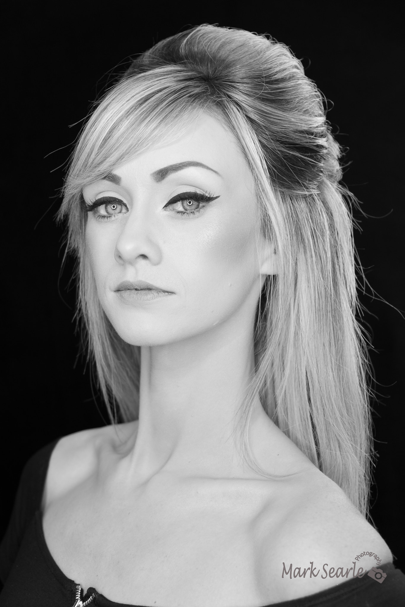 Fujifilm X-Pro1 sample photo. Headshot photography