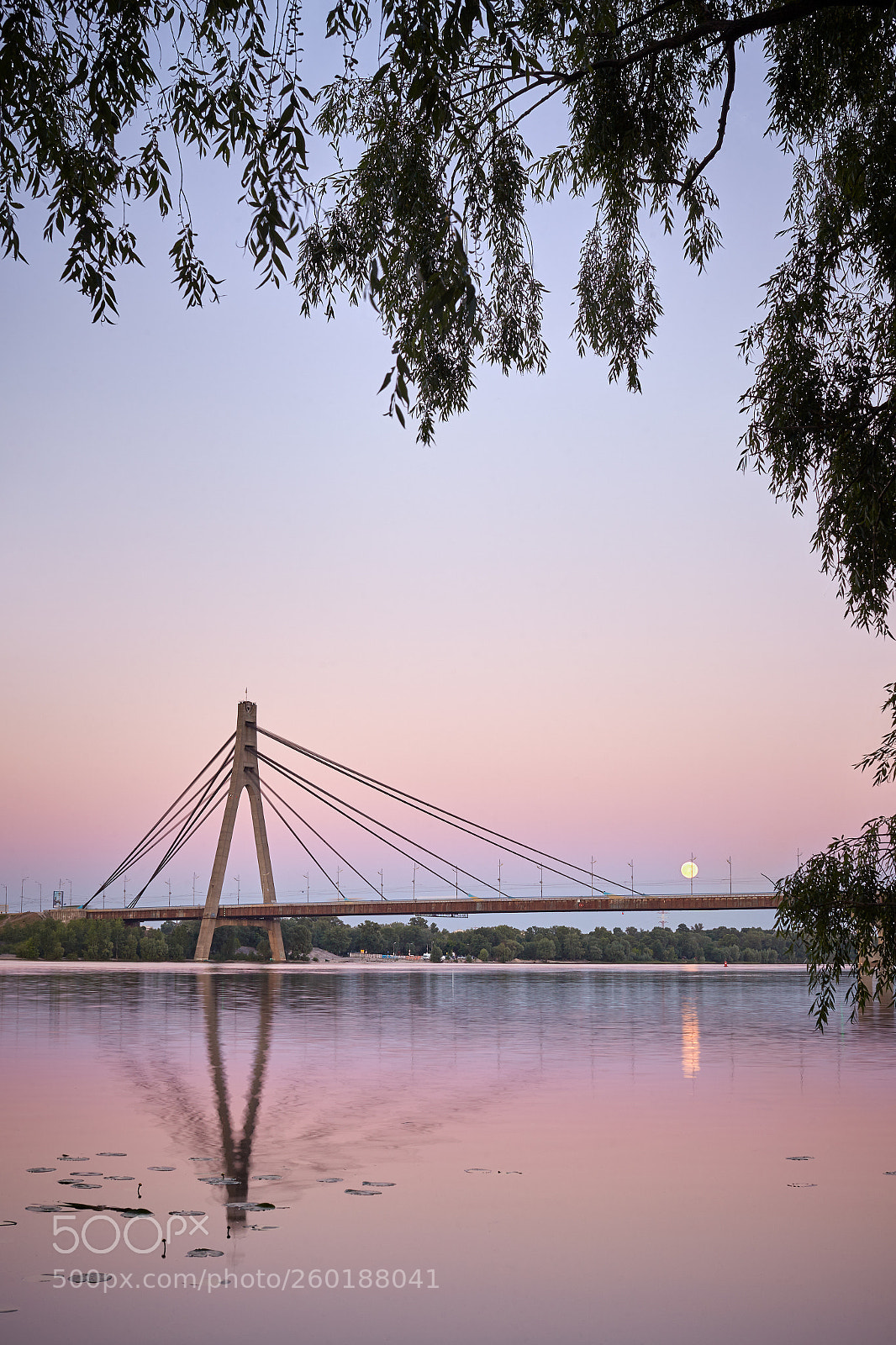 Canon EOS 5D Mark II sample photo. Obolonska quay kyiv ukraine photography