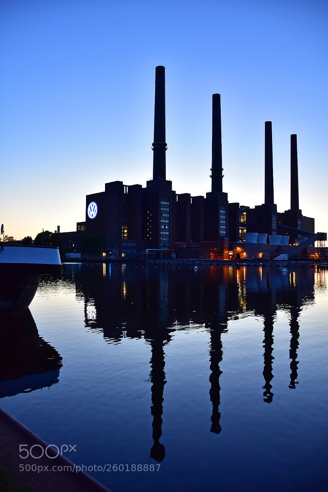 Nikon D7200 sample photo. Volkswagenwerk power plant towers photography