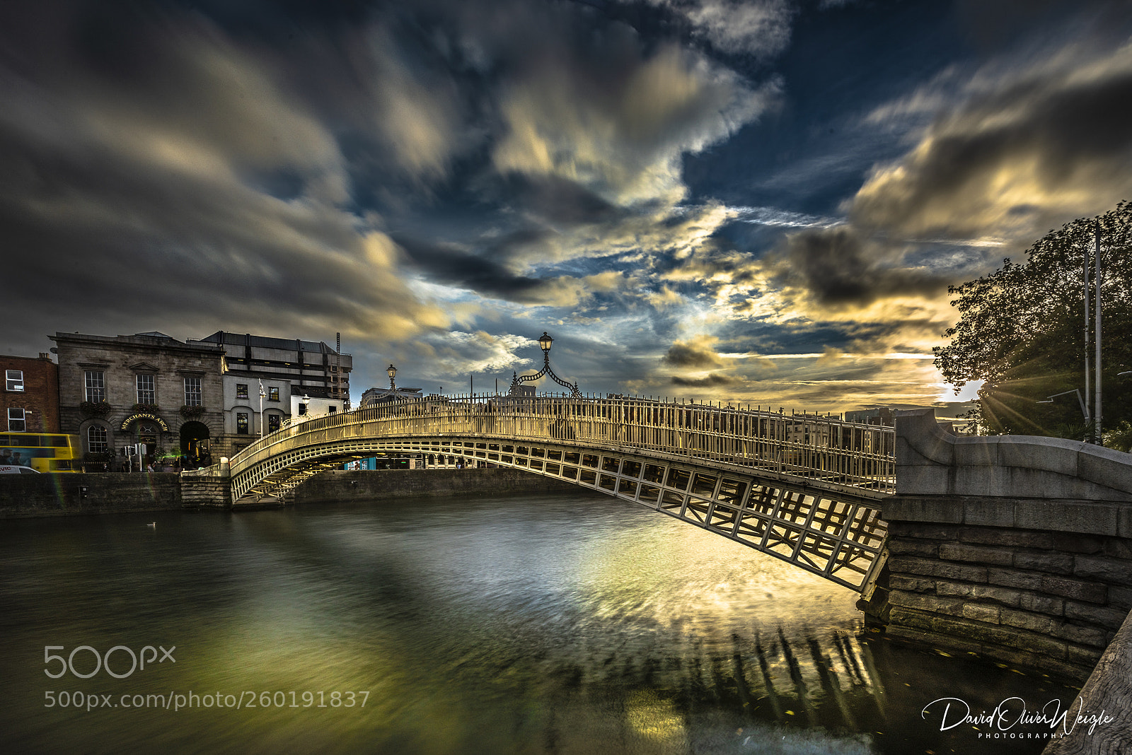 Nikon D810 sample photo. Ha'penny bridge dublin photography