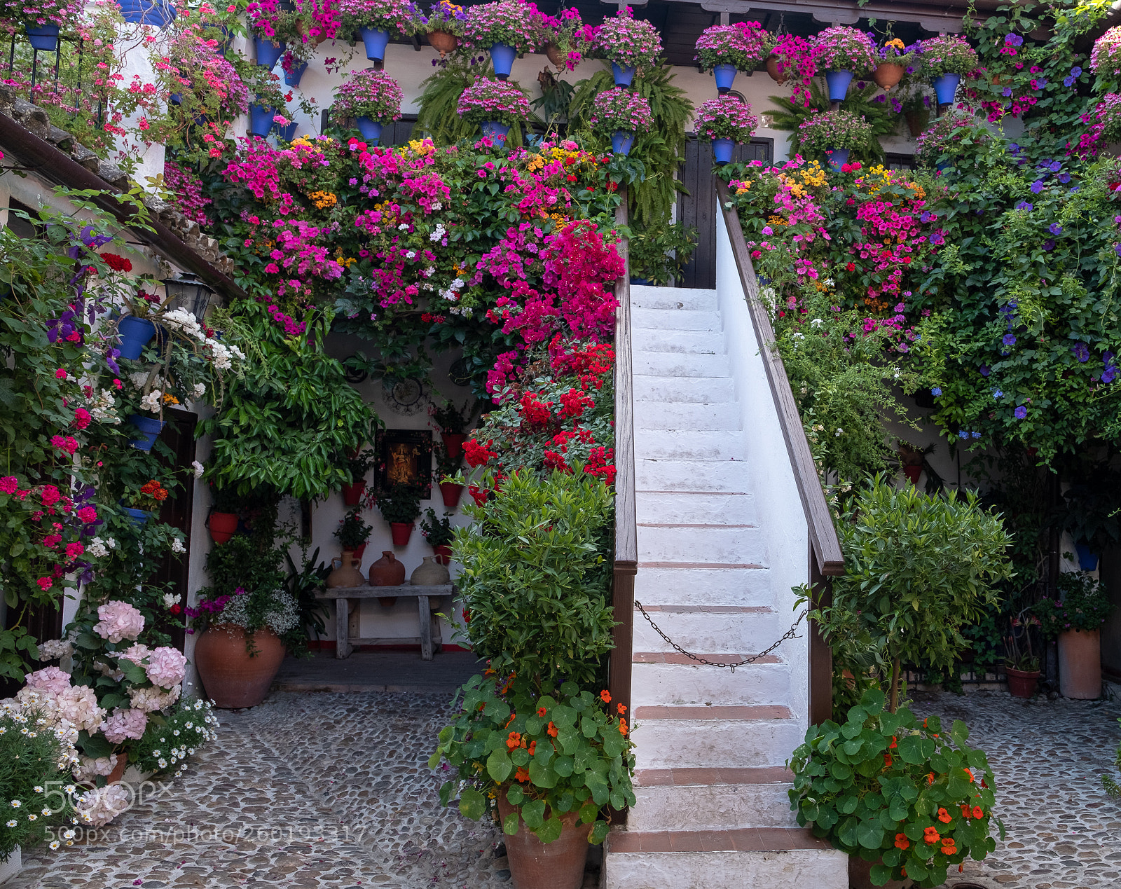 Fujifilm X-T2 sample photo. Patios of cordoba photography