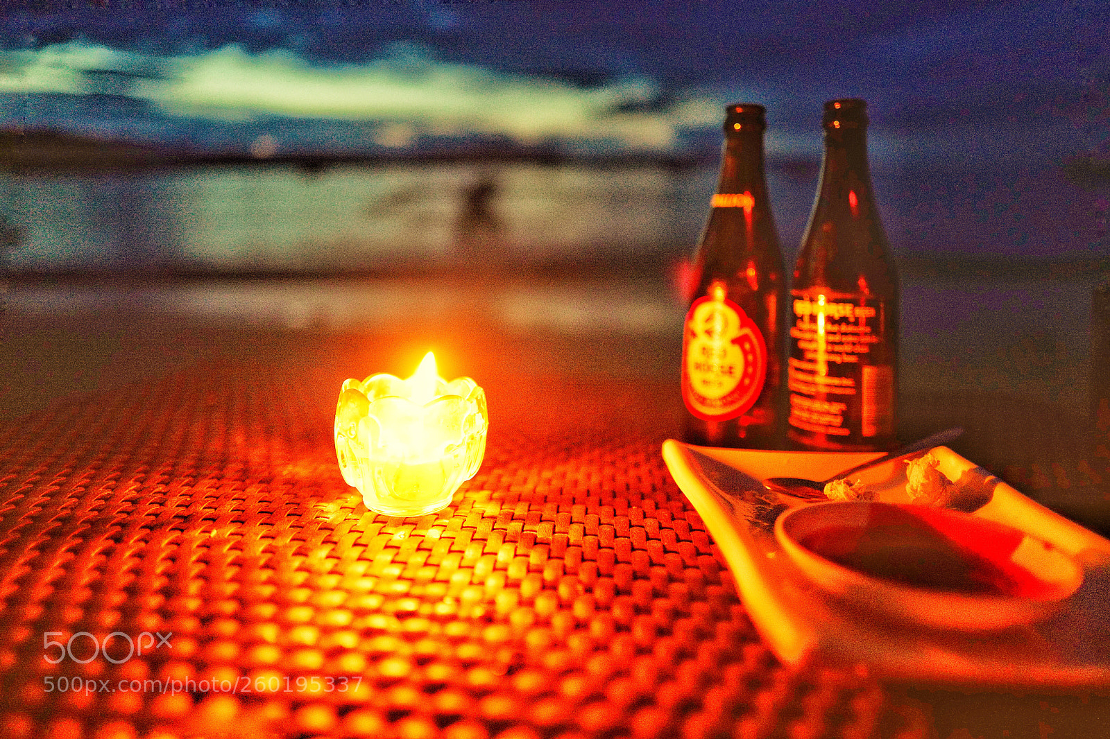 Leica Q (Typ 116) sample photo. Happy hour  photography