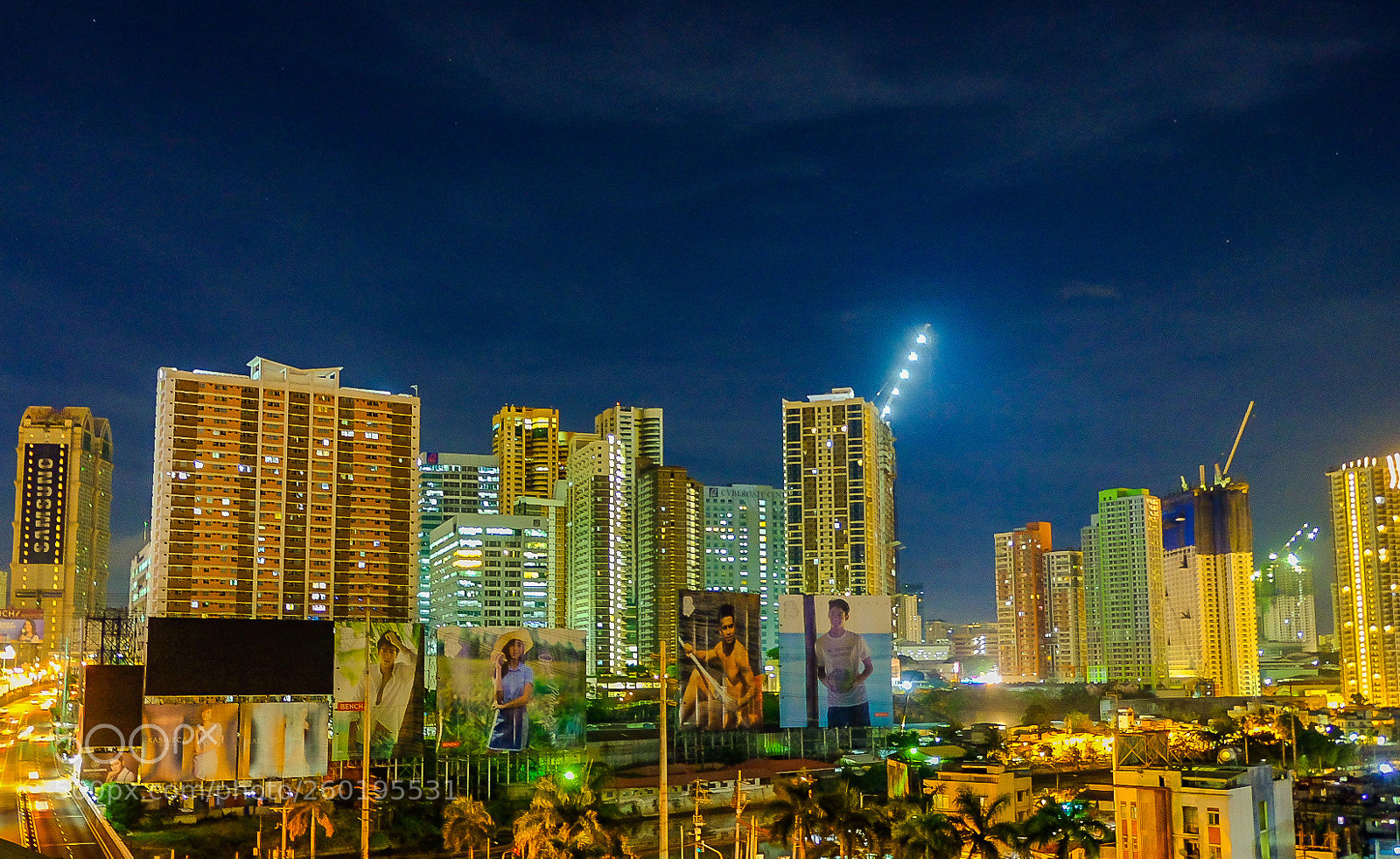 Fujifilm X-T20 sample photo. Night sky vs concrete photography