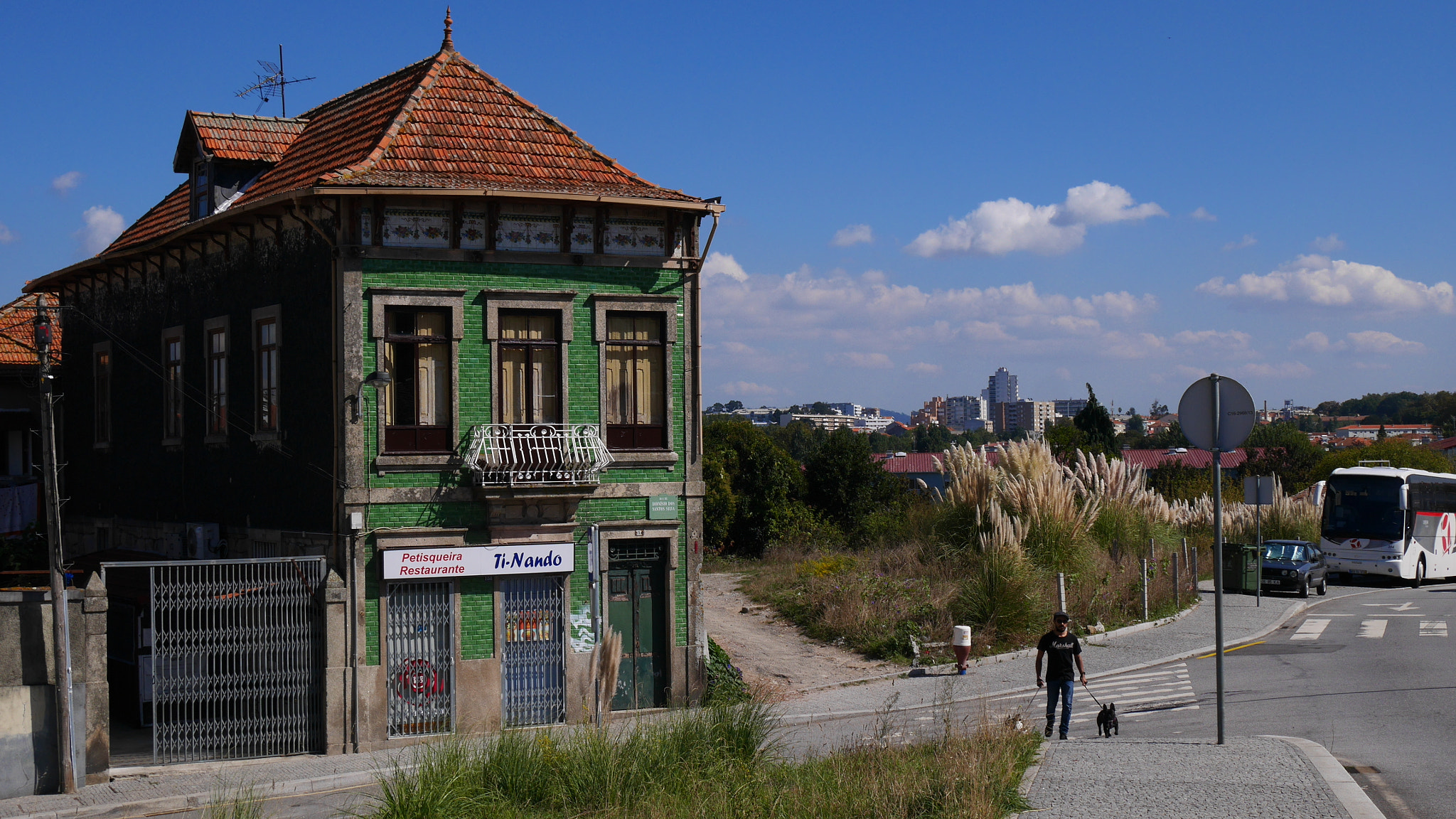 Panasonic Lumix DMC-GM1 sample photo. "outskirts of porto" photography