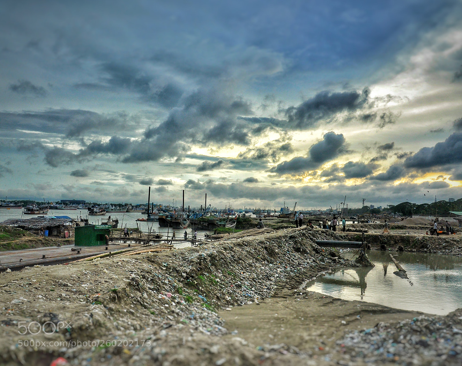 Nikon D90 sample photo. Gloomy sunset photography