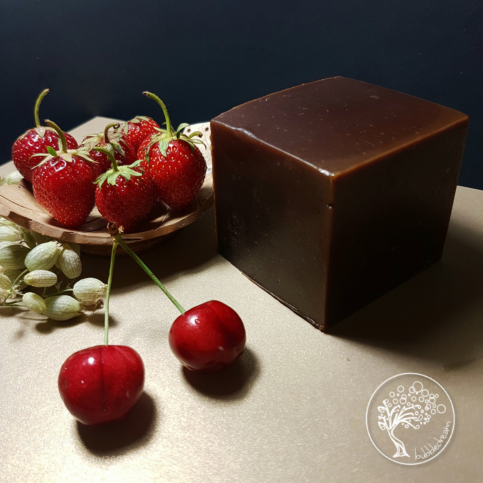 Samsung Galaxy S7 Edge sample photo. The perfect chocolate soap photography