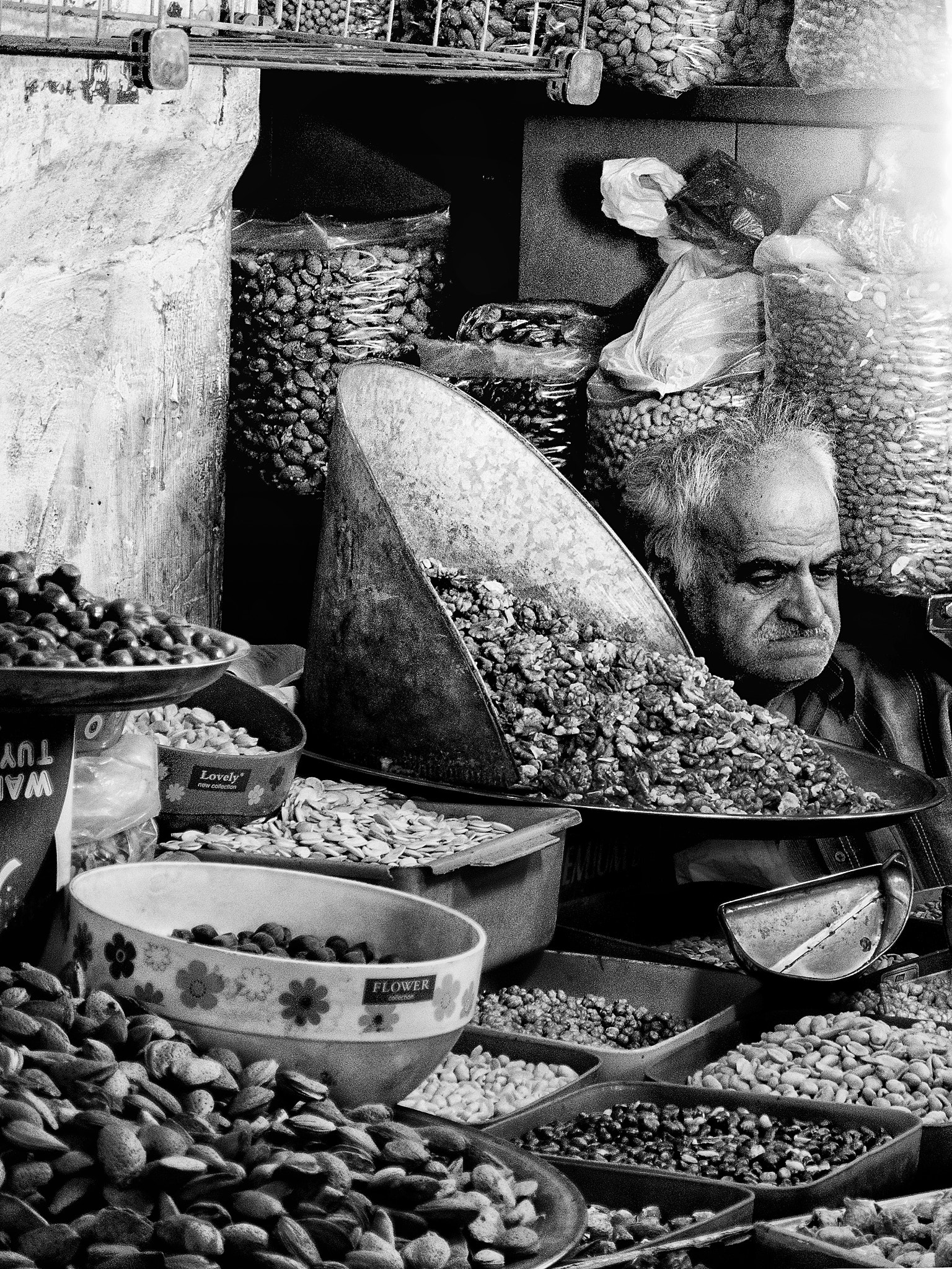 Olympus STYLUS1,1s sample photo. Puesto en iran photography