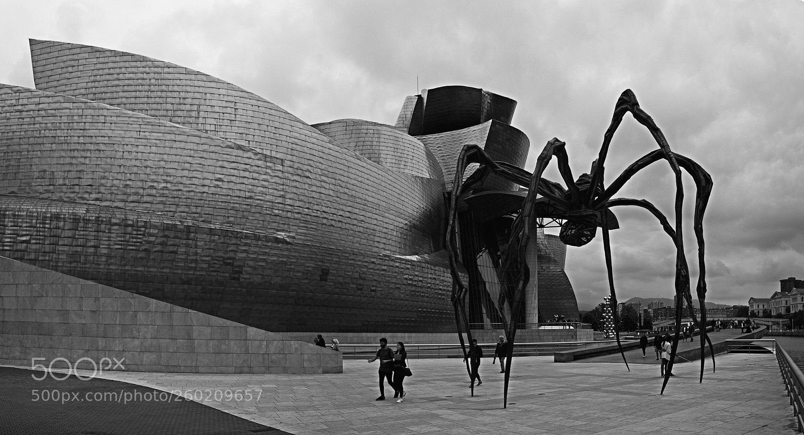 Canon EOS M5 sample photo. Guggenheim de bilbao photography