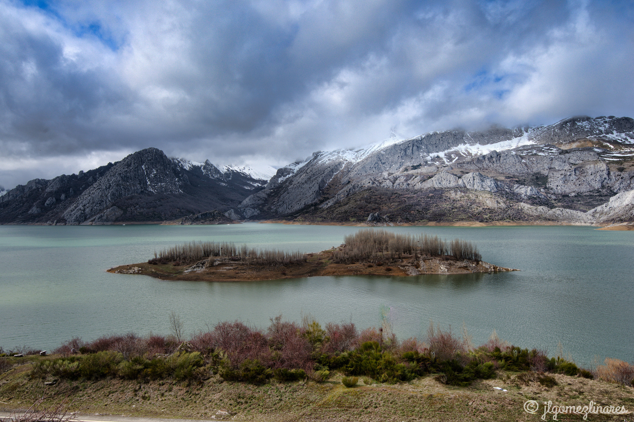 Nikon D810 + Nikon AF-S Nikkor 16-35mm F4G ED VR sample photo. La isla photography