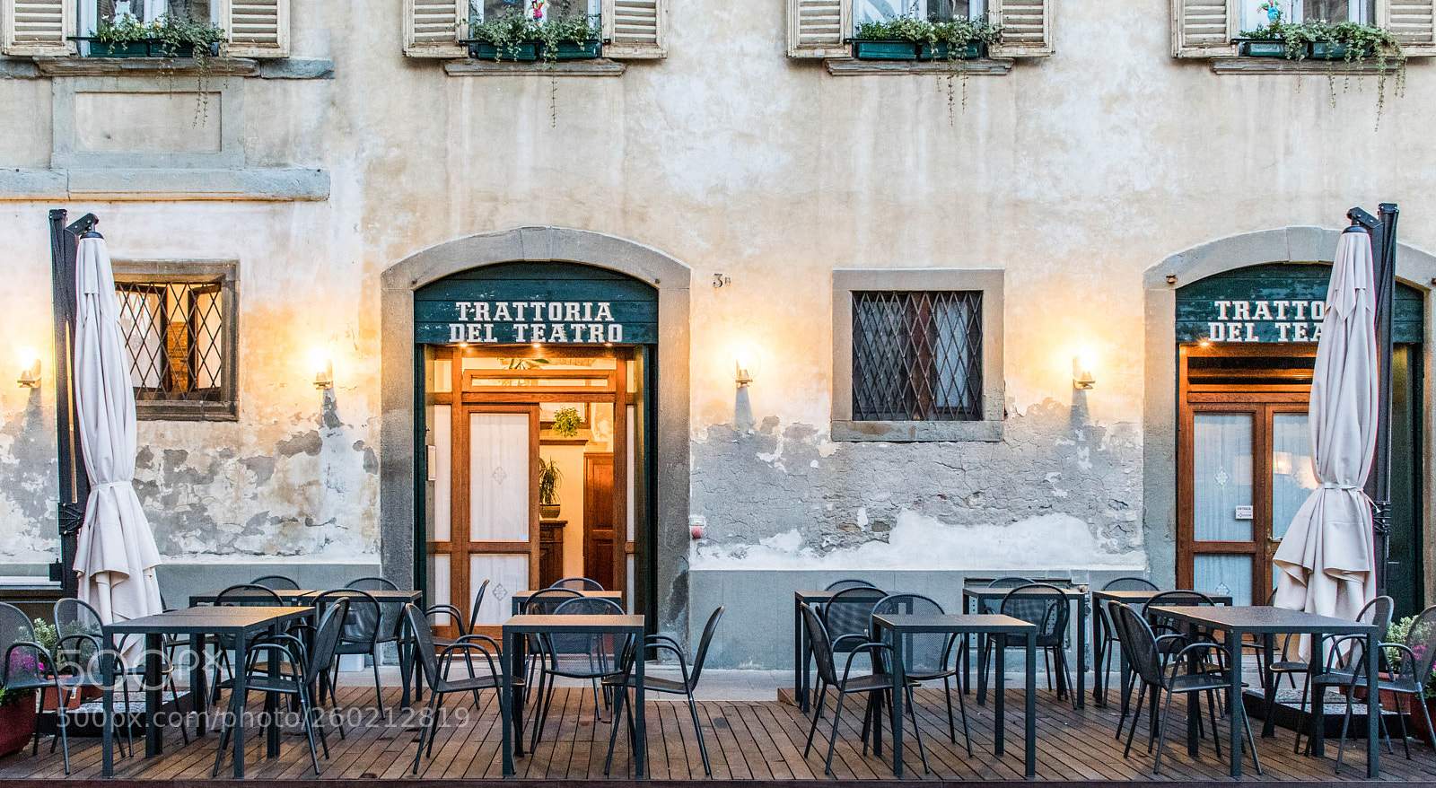 Canon EOS 80D sample photo. Trattoria del teatro photography