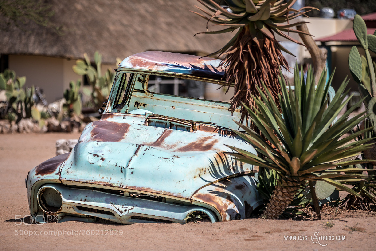 Canon EOS 5D Mark IV sample photo. Car 5 exterior view photography