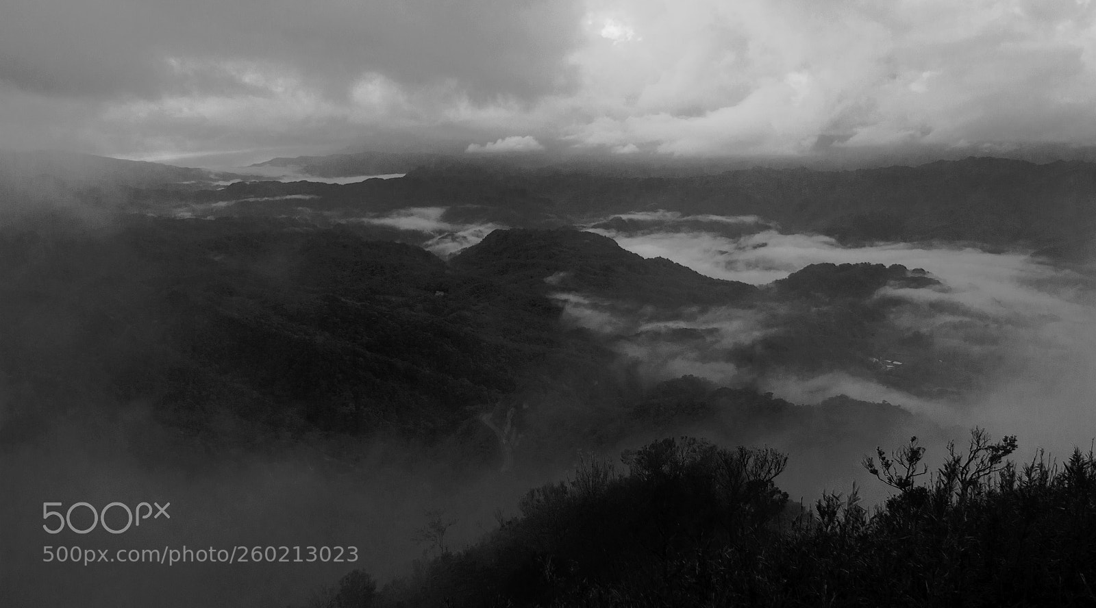 Sony Alpha DSLR-A350 sample photo. Sea of clouds photography