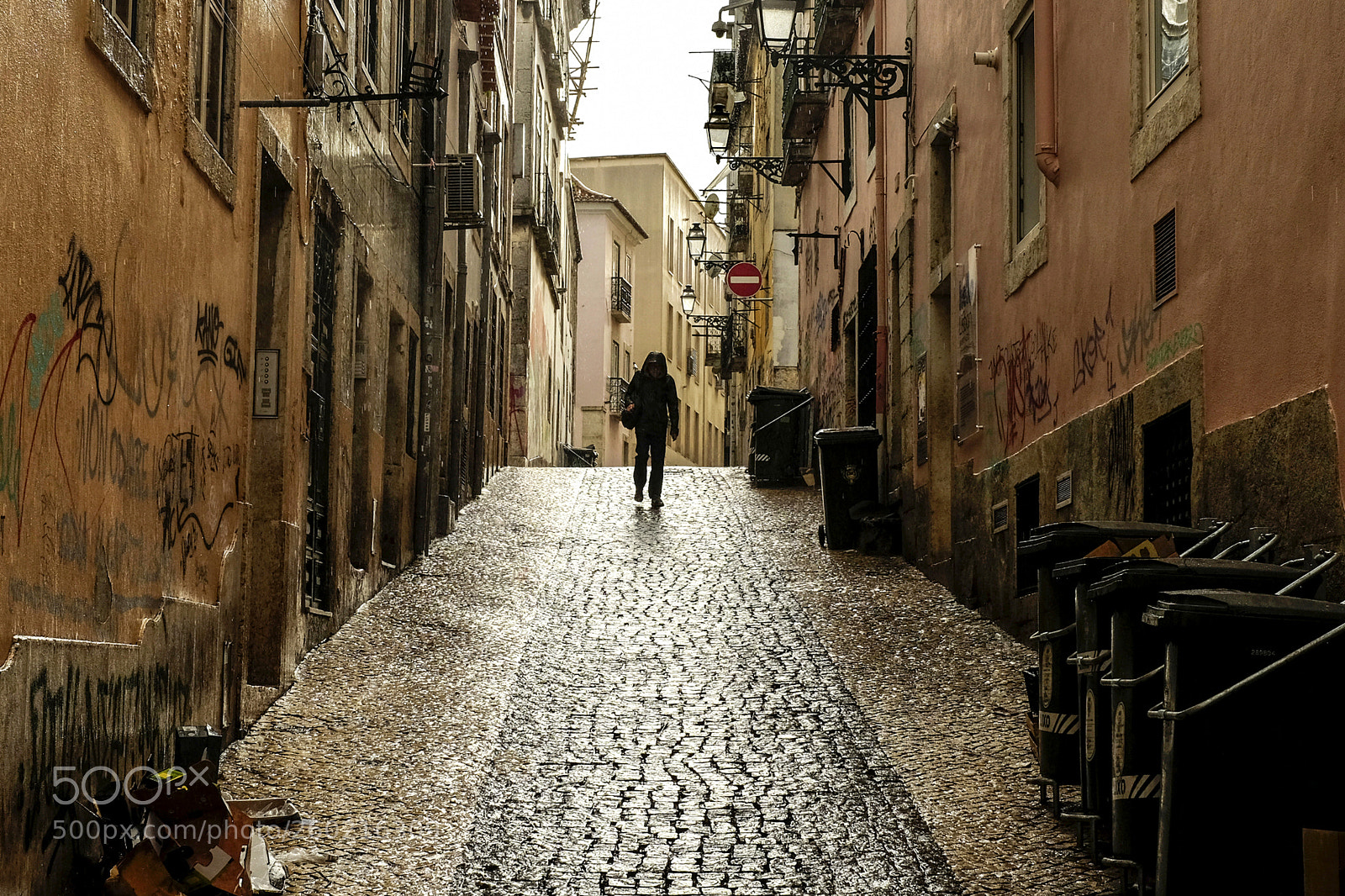 Fujifilm X-T1 sample photo. Bairro alto photography