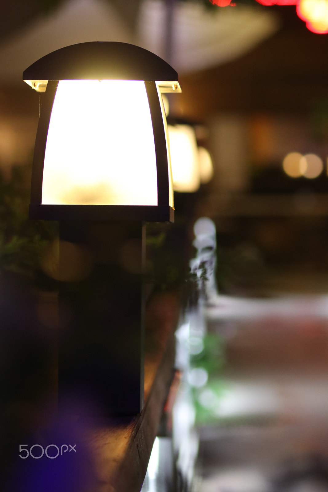 Canon EOS 80D + Canon EF 85mm F1.8 USM sample photo. Light blub photography