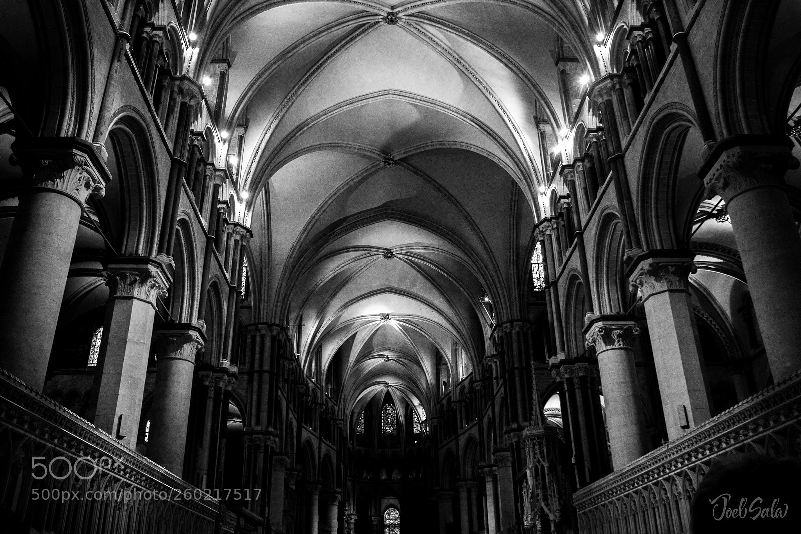 Canon EOS 550D (EOS Rebel T2i / EOS Kiss X4) sample photo. Canterbury chatedral photography