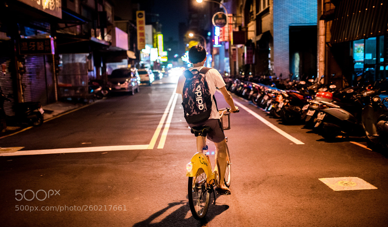 Nikon D750 sample photo. Leaving photography