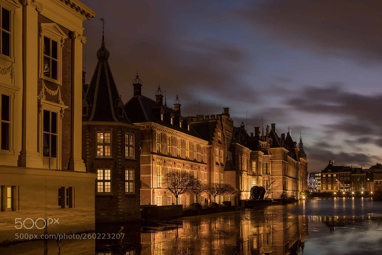 Canon EOS-1D X Mark II sample photo. Dutch parliament.  photography