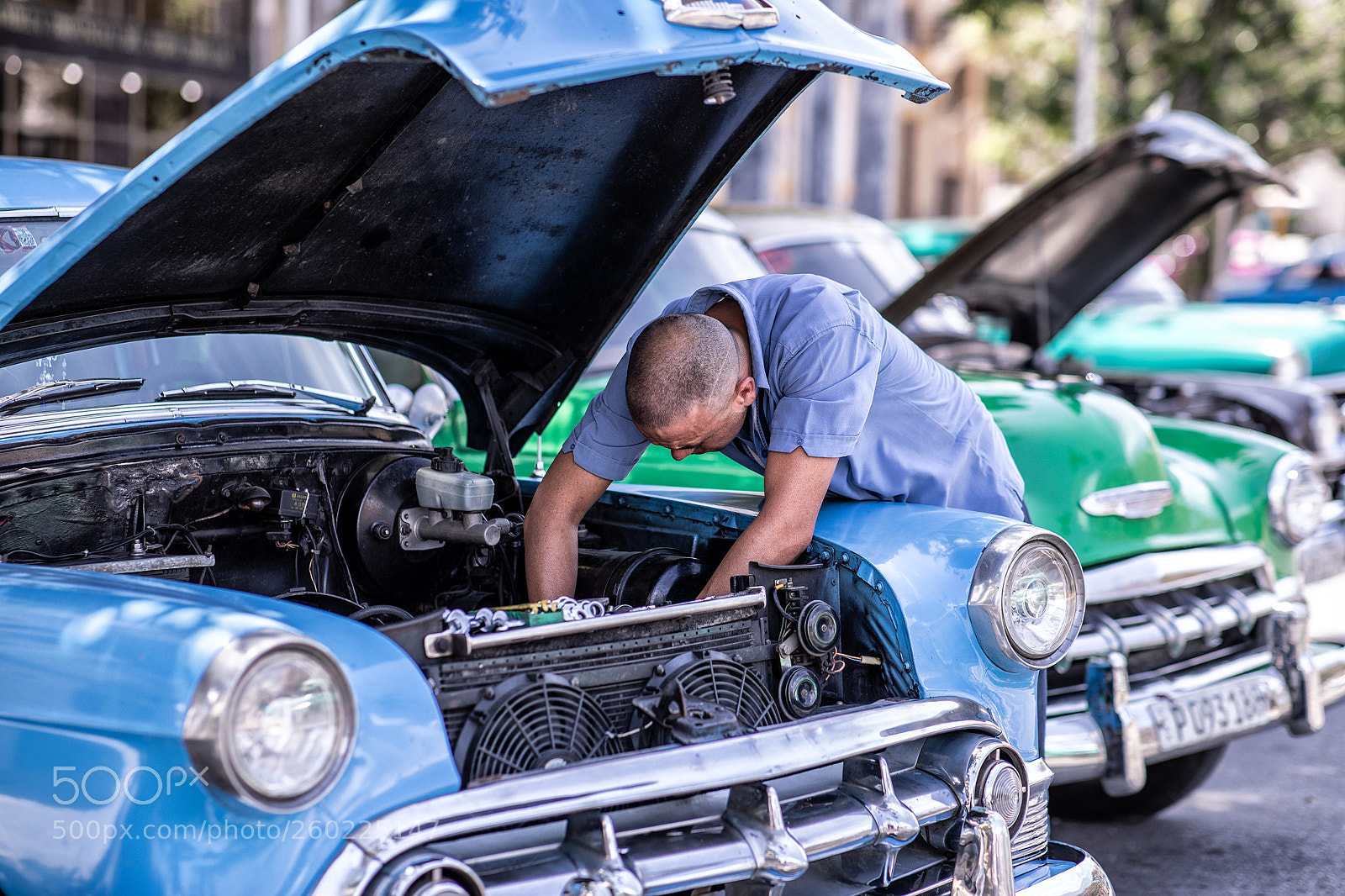 Canon EOS 5D Mark IV sample photo. The old cars of photography