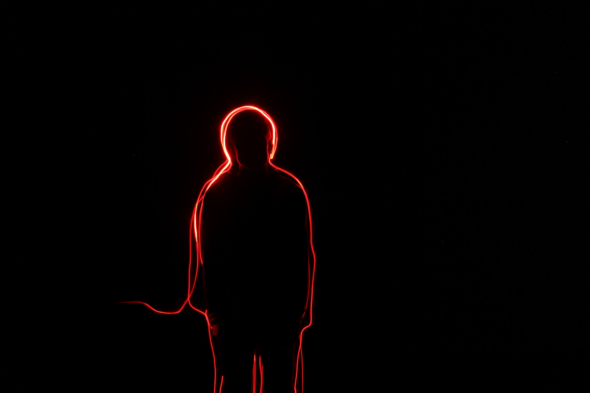 Canon EOS 100D (EOS Rebel SL1 / EOS Kiss X7) sample photo. Red outline photography