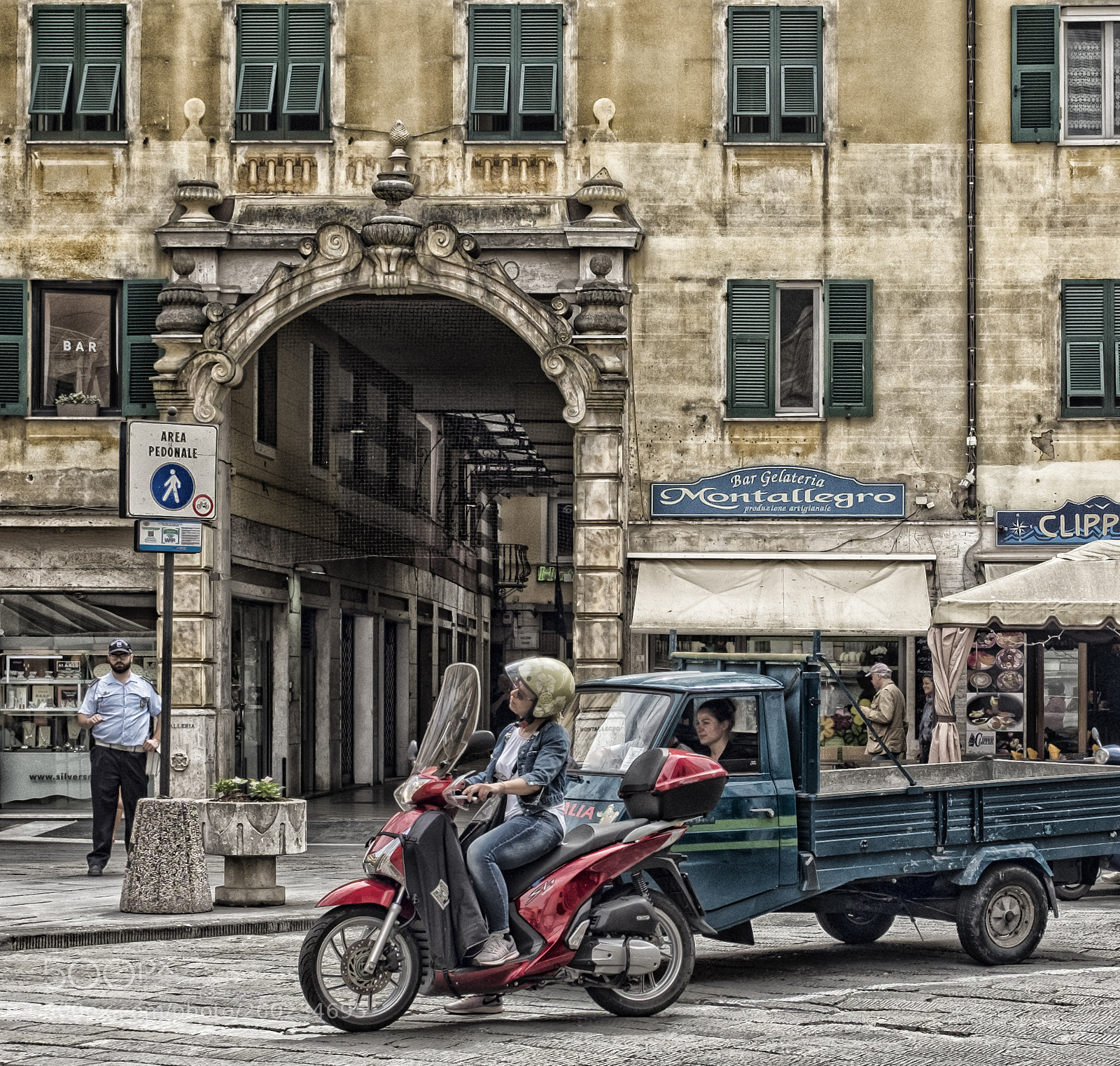 Fujifilm X100S sample photo. Driving in rapallo photography