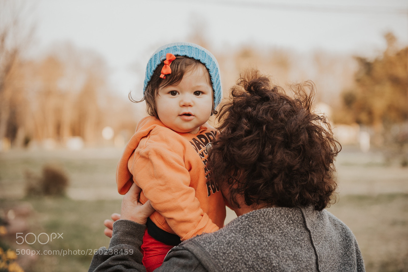 Nikon D750 sample photo. Little girl looking photography