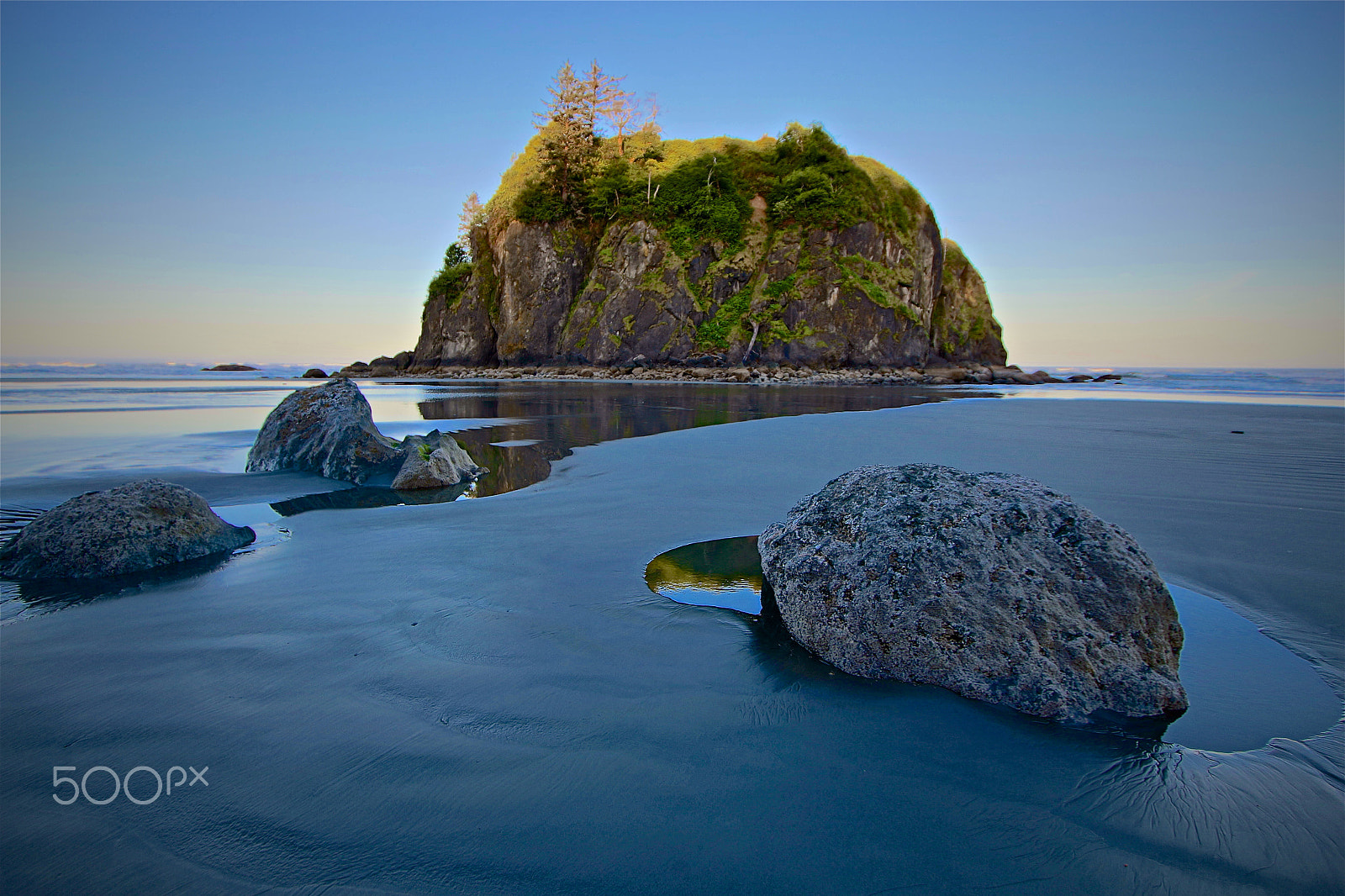 Canon EOS 100D (EOS Rebel SL1 / EOS Kiss X7) sample photo. Ruby beach dawn light photography