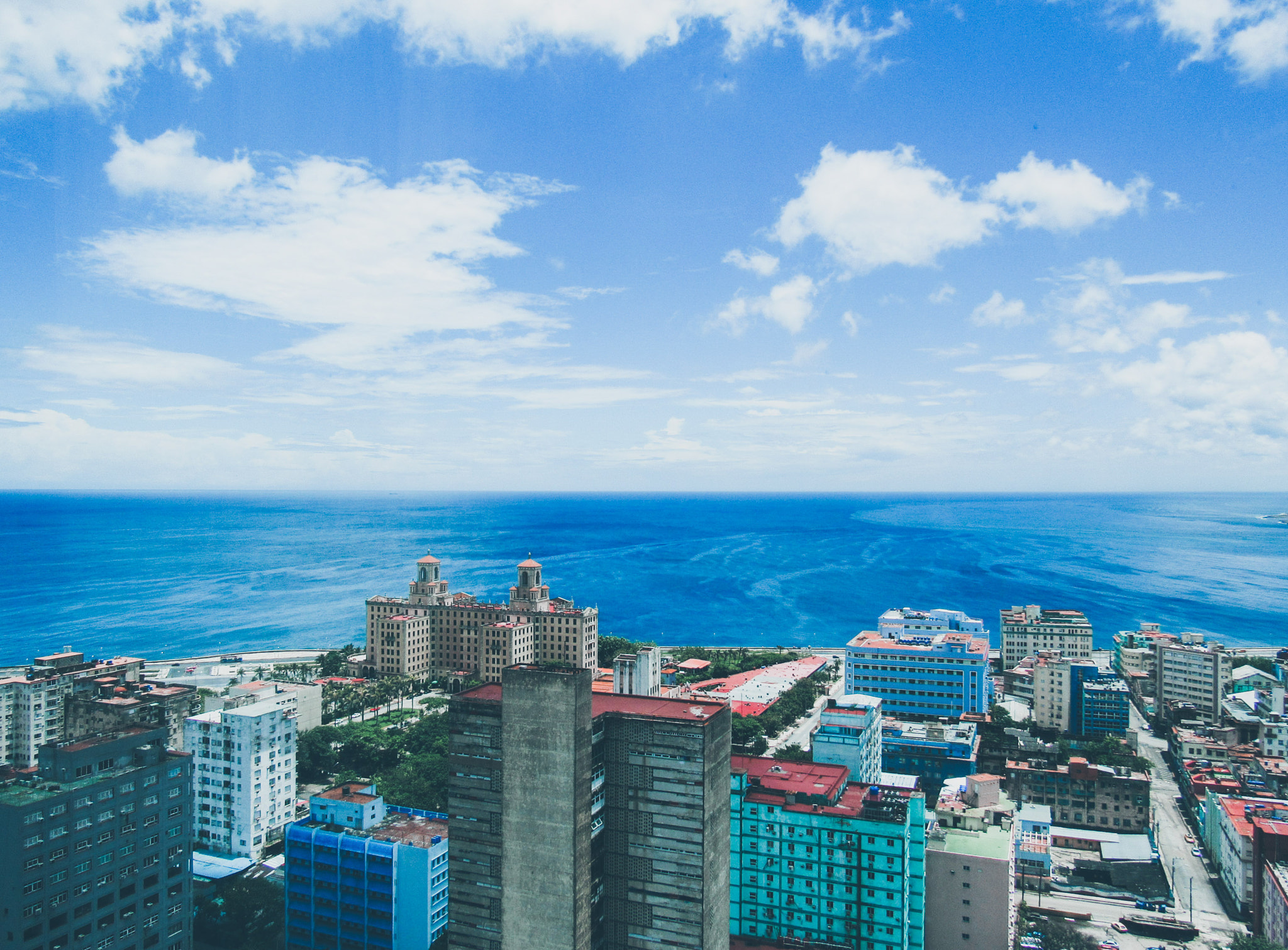 Canon PowerShot SX520 HS sample photo. Havana pallette photography