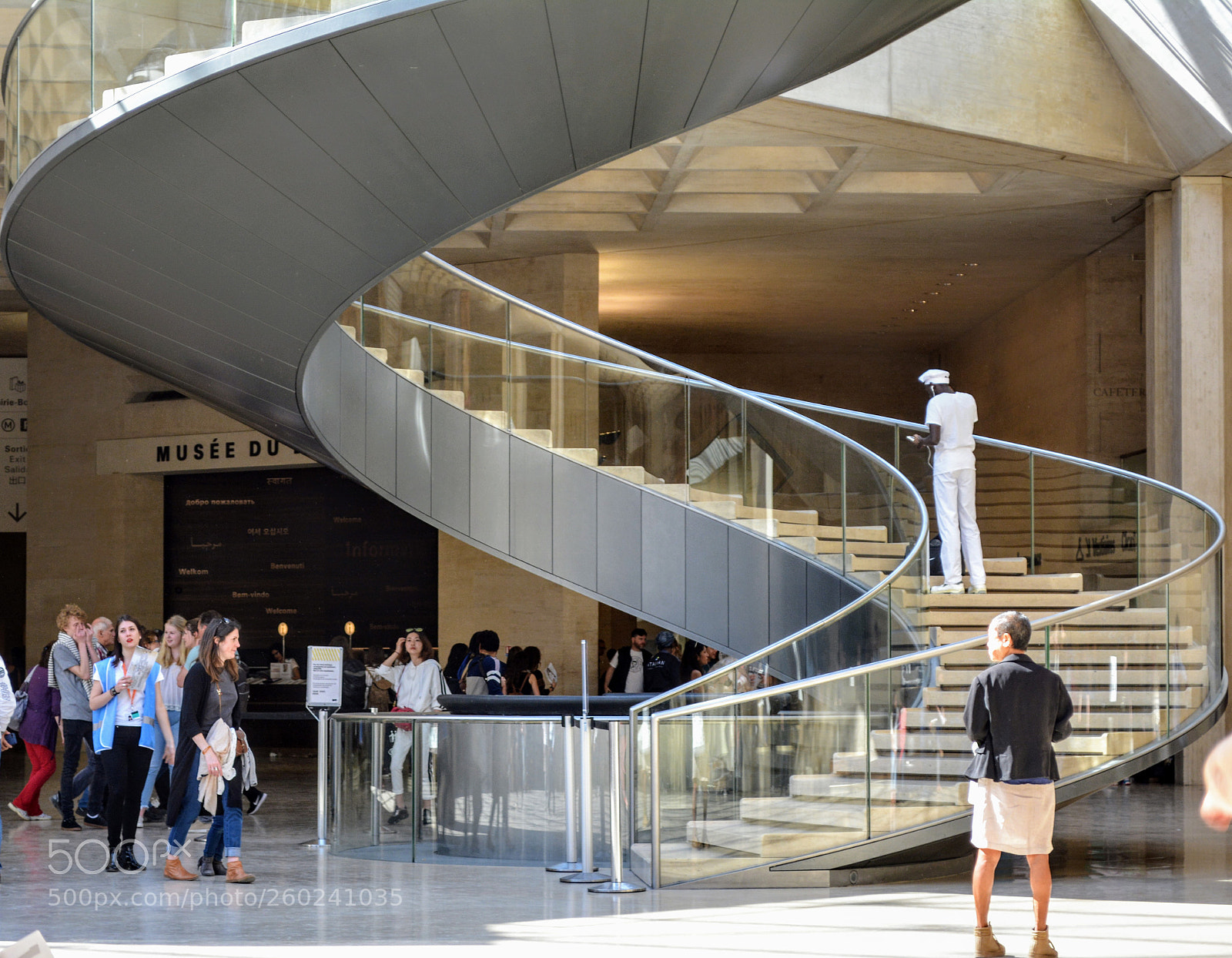 Nikon D5200 sample photo. Vers le ciel photography
