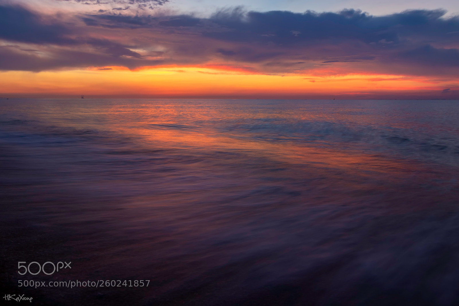 Canon EOS 7D Mark II sample photo. Sunset and sea photography