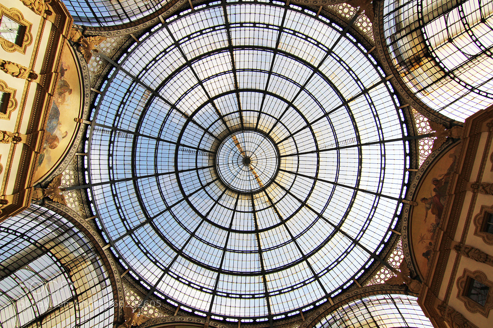 Canon EOS 700D (EOS Rebel T5i / EOS Kiss X7i) sample photo. Galleria vittorio emanuele ii photography