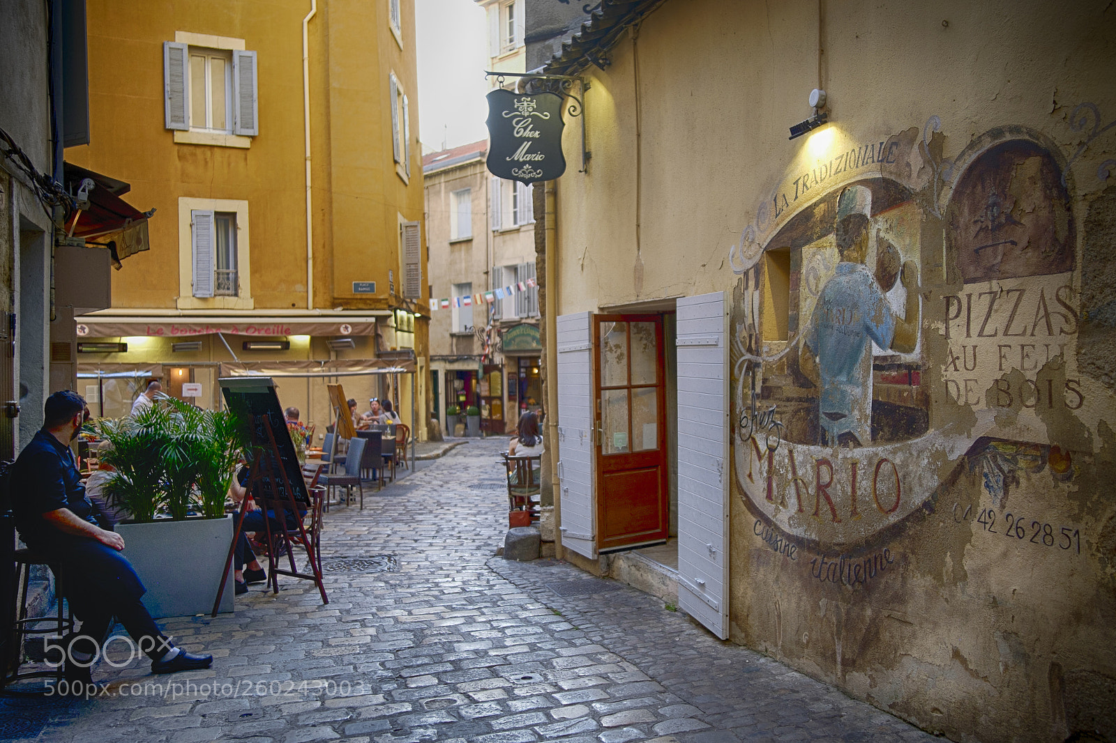 Fujifilm X-T1 sample photo. Mario pizzas photography