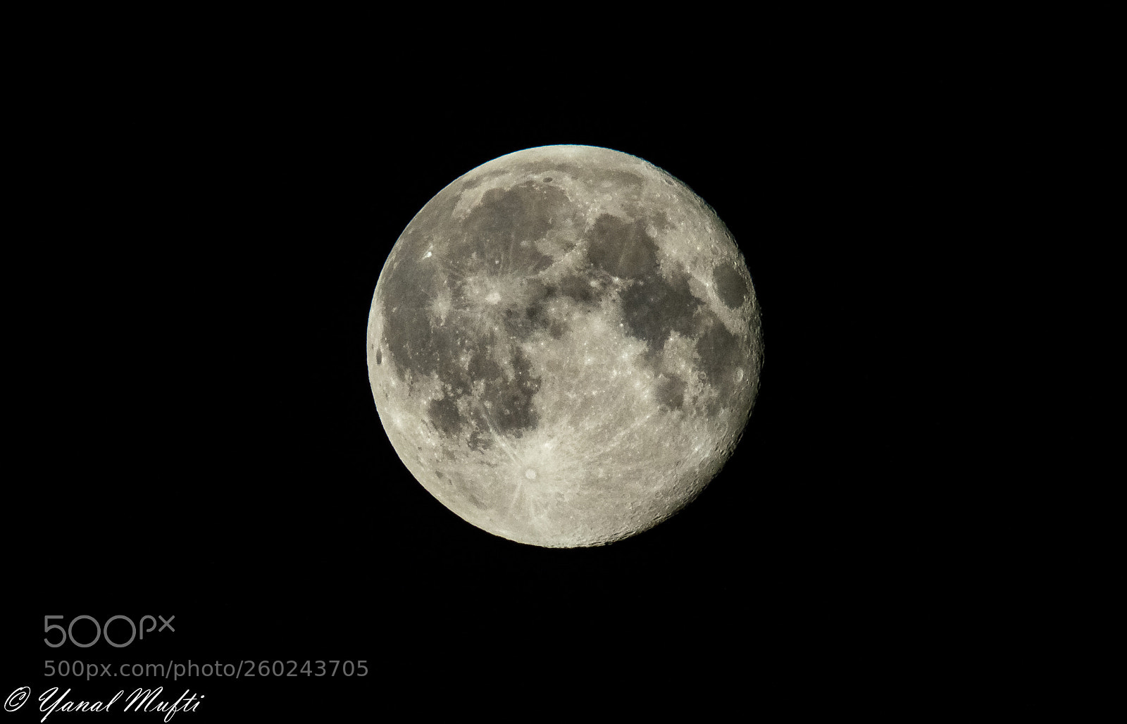 Canon PowerShot SX60 HS sample photo. The moon photography