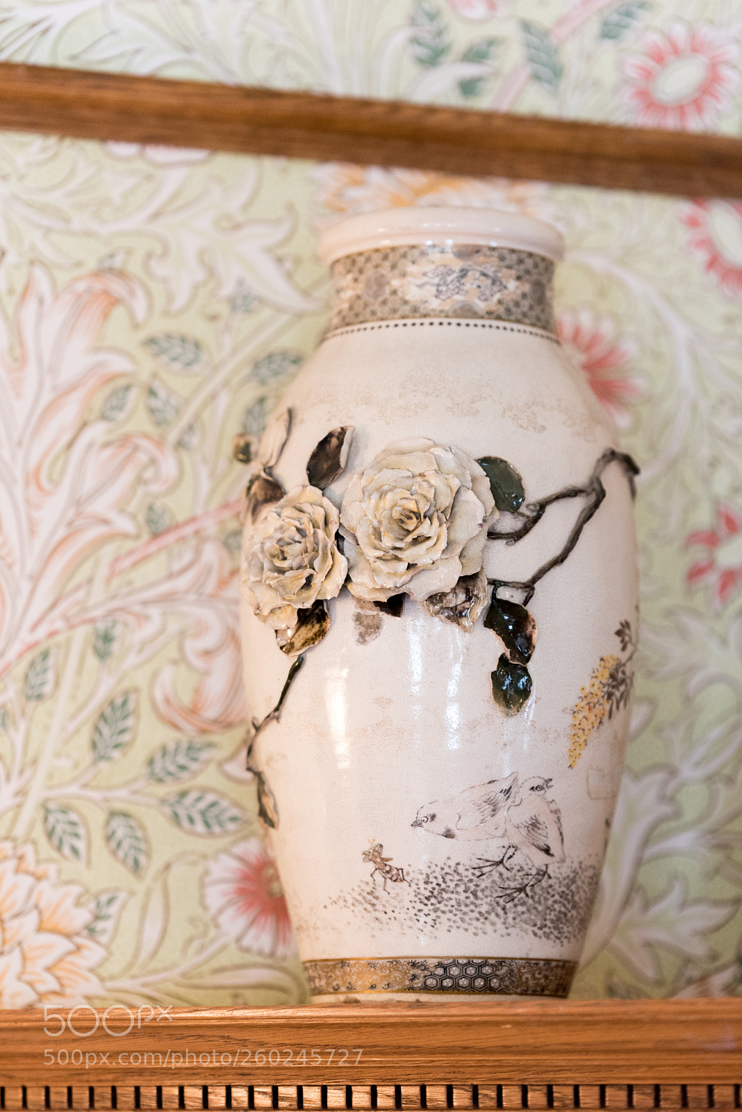 Nikon D750 sample photo. Old white chinese vase photography