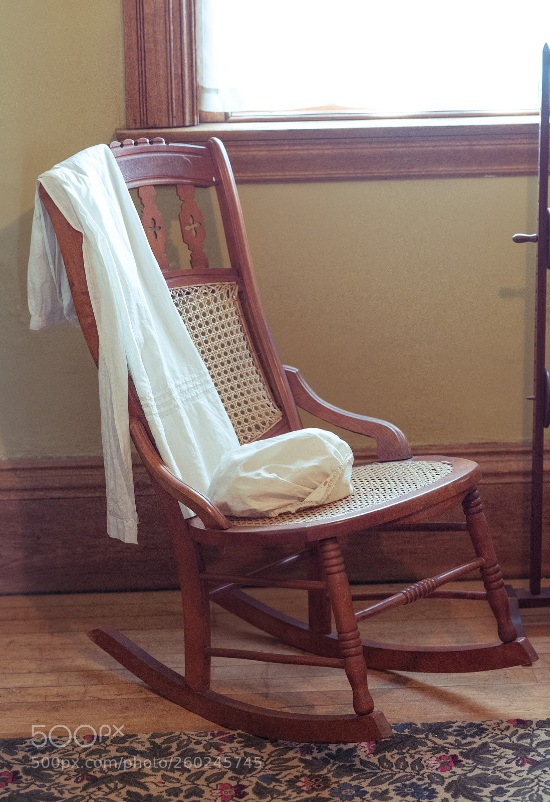 Nikon D750 sample photo. Old wooden rocking chair photography