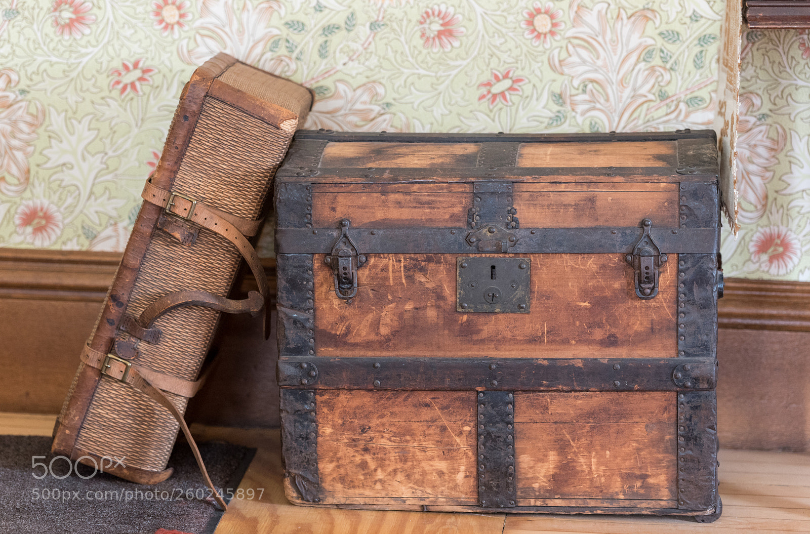 Nikon D750 sample photo. Very old wooden and photography