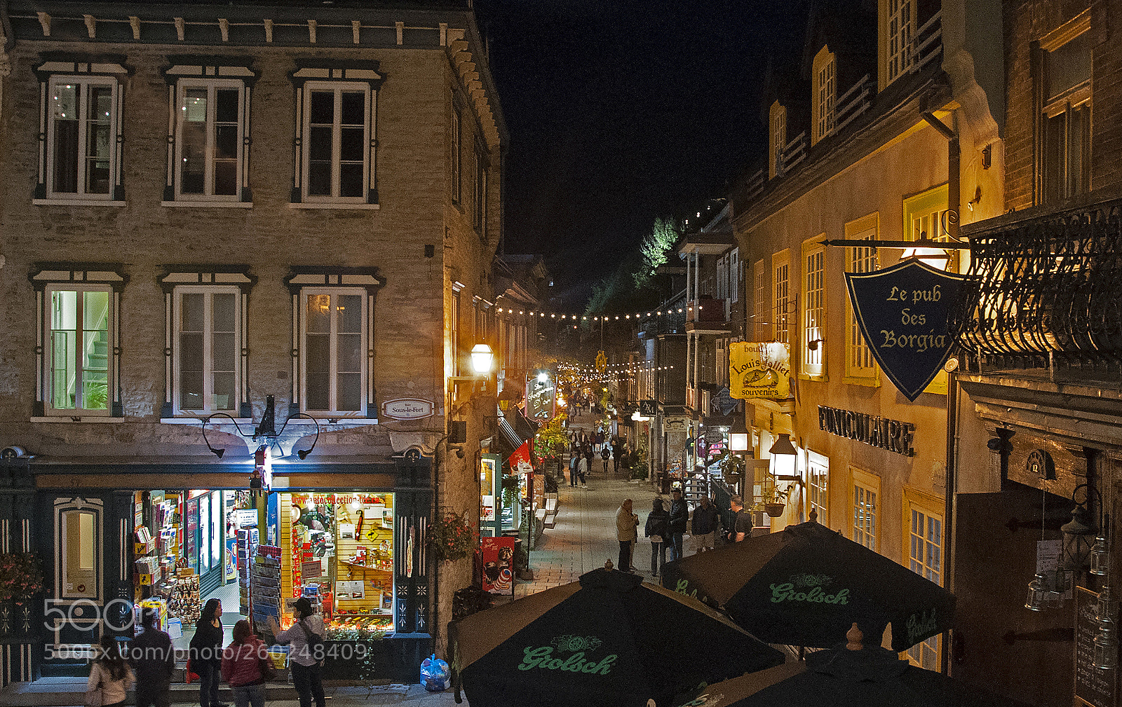 Nikon D90 sample photo. Evening stroll in quebec photography