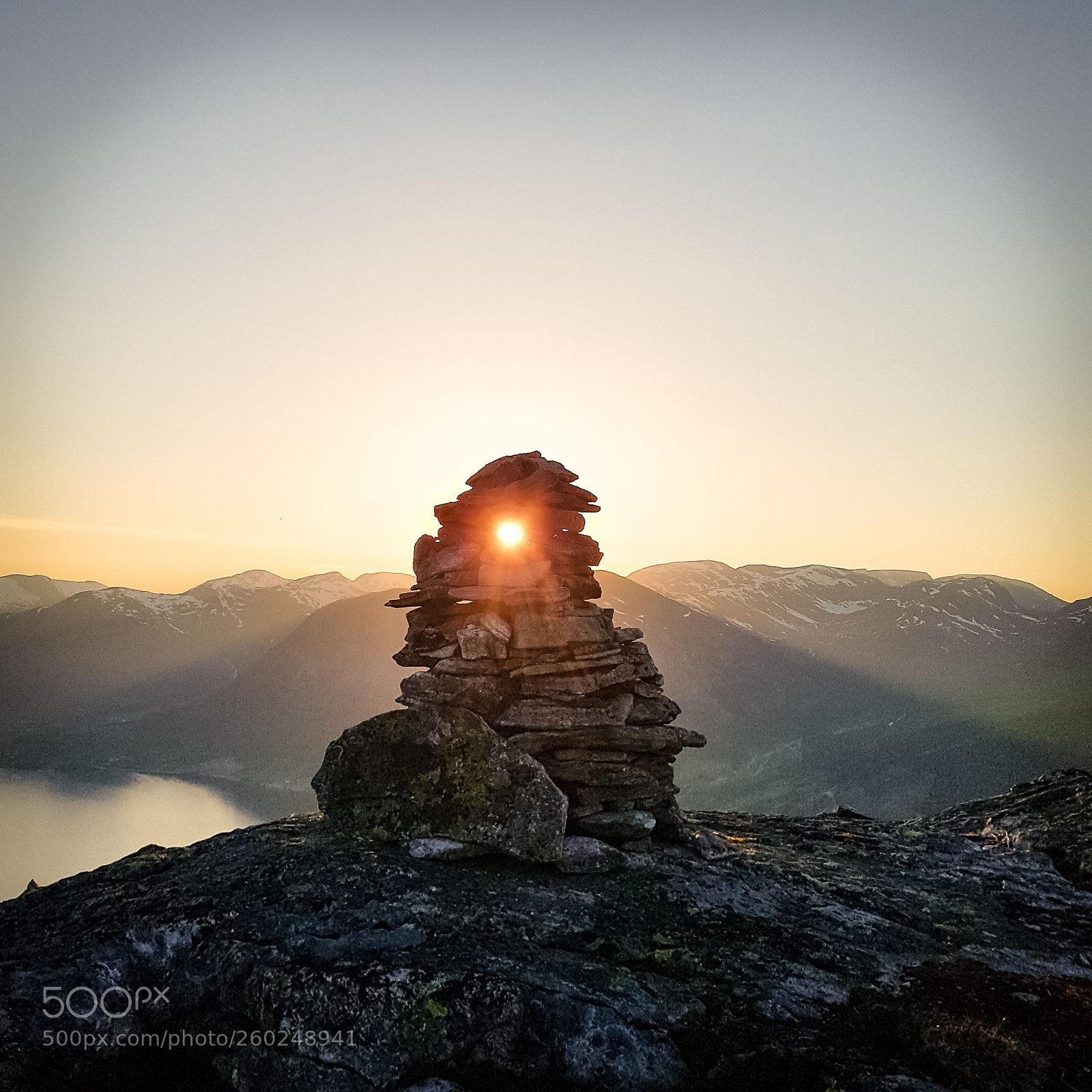 Samsung Galaxy S7 Edge sample photo. Cairn in fire photography