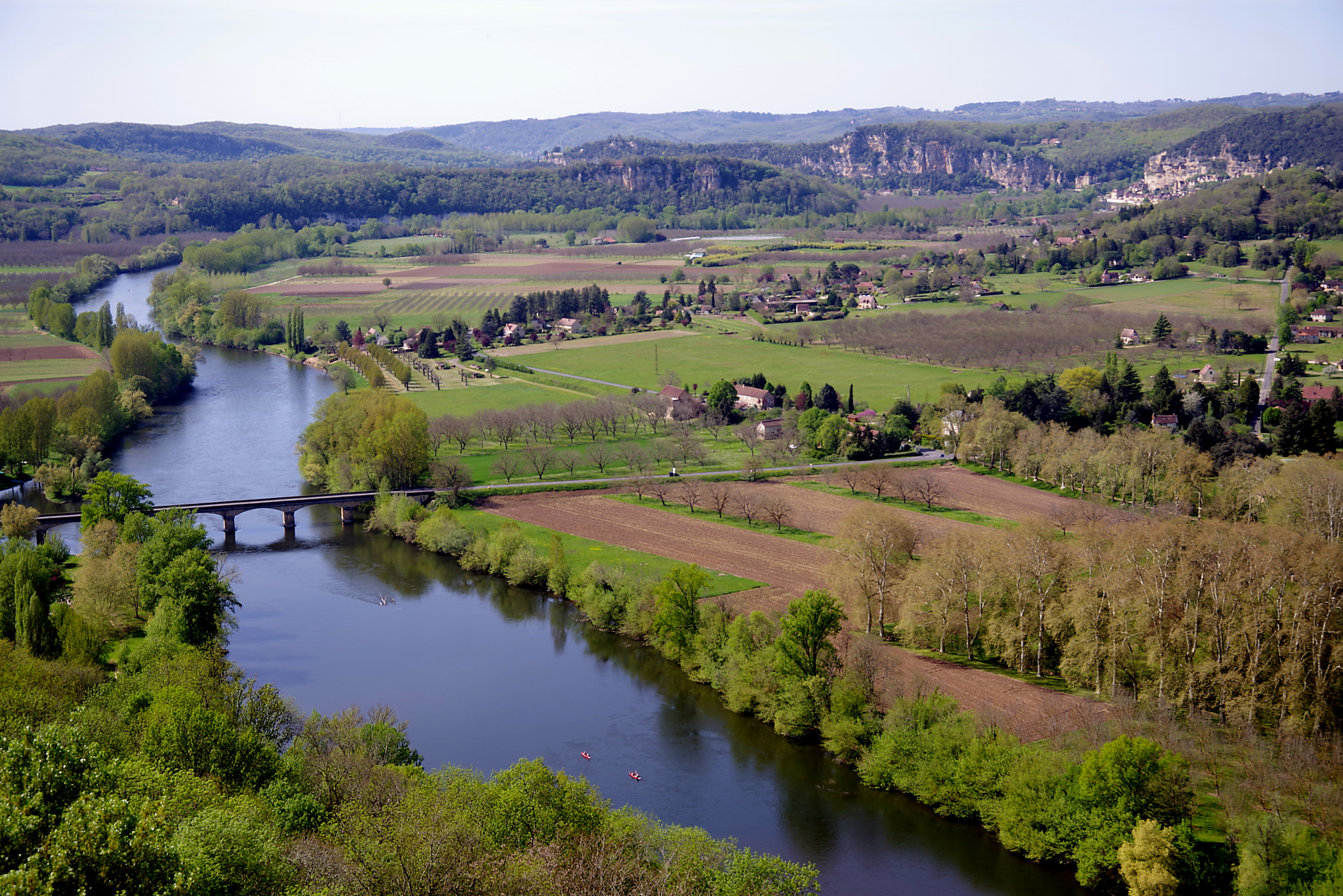 HD PENTAX-D FA 28-105mm F3.5-5.6 ED DC WR sample photo. Domme, blick ins tal der dordogne photography